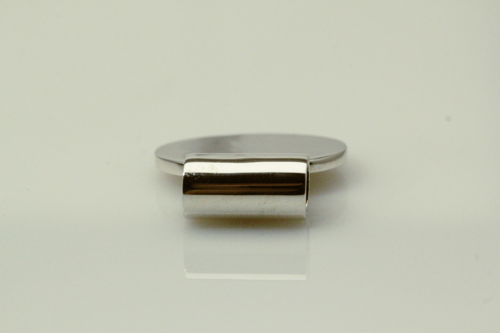 925 Sterling Silver Small Oval Slide Pendant 8.3 Grams (PEN8950)