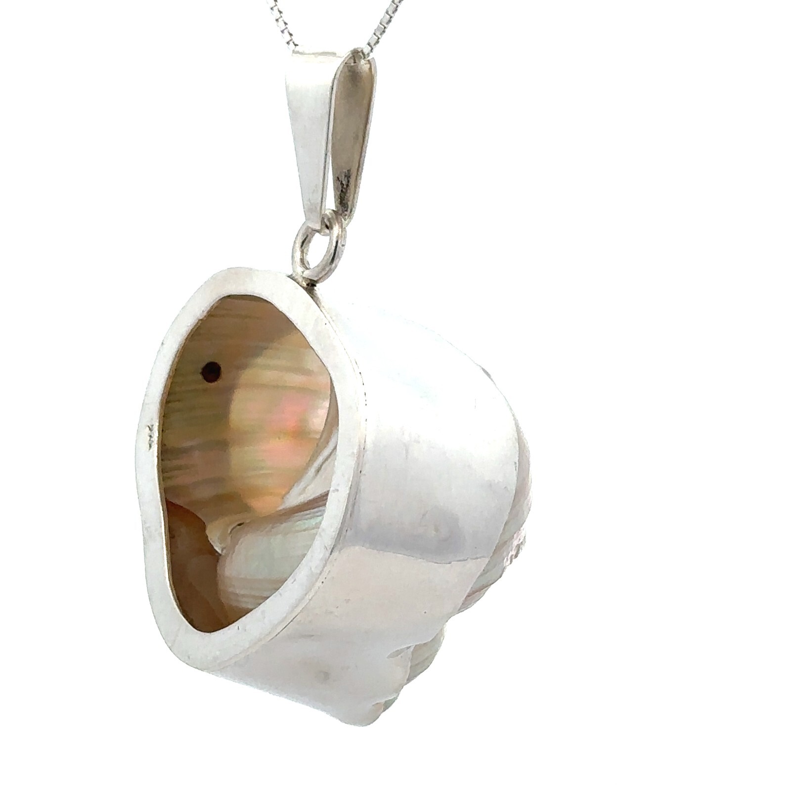 Sterling Silver Handmade Shell Pendant (1 3/8 x 2 1/8 Inch)