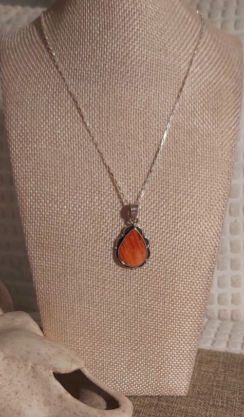 New Large Sterling Silver & Orange Red Spiny Oyster Pendant with Chain