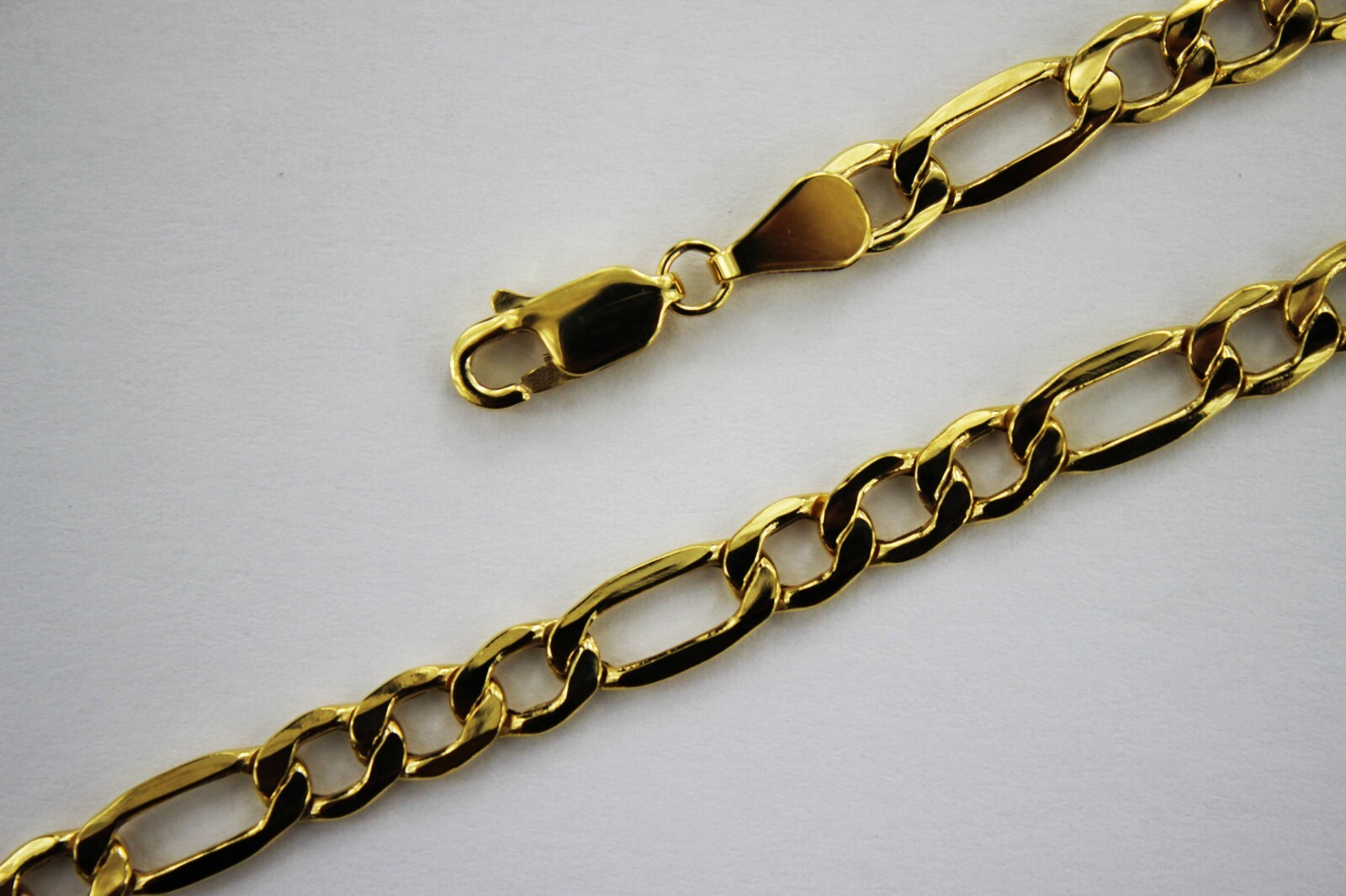 10k Yellow Gold 2mm-5.5mm Figaro Link Chain Necklace Bracelet 7″-30″ Hollow