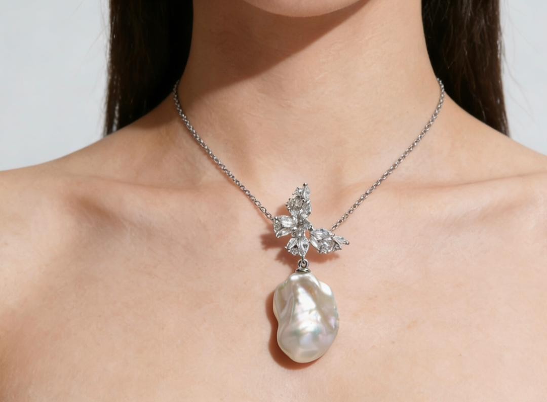 Baroque Pendant