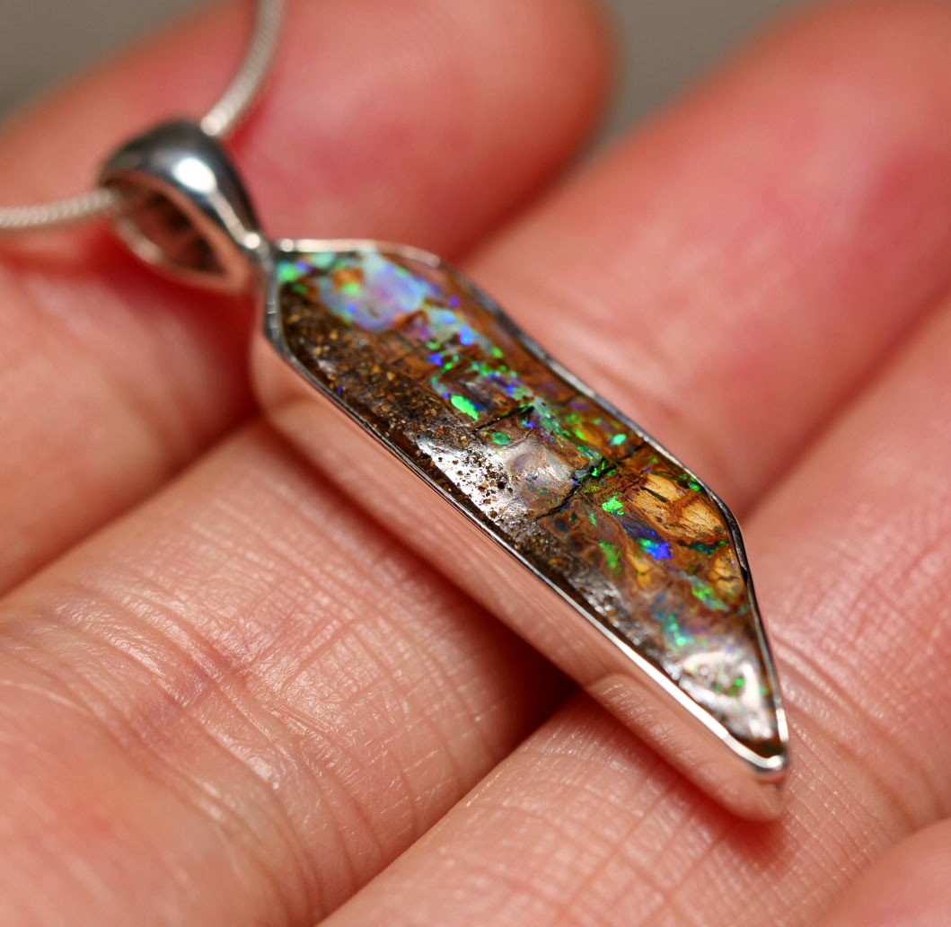 Australia Natural Queensland Solid Boulder Opal Silver 925 Pendant Hallmark