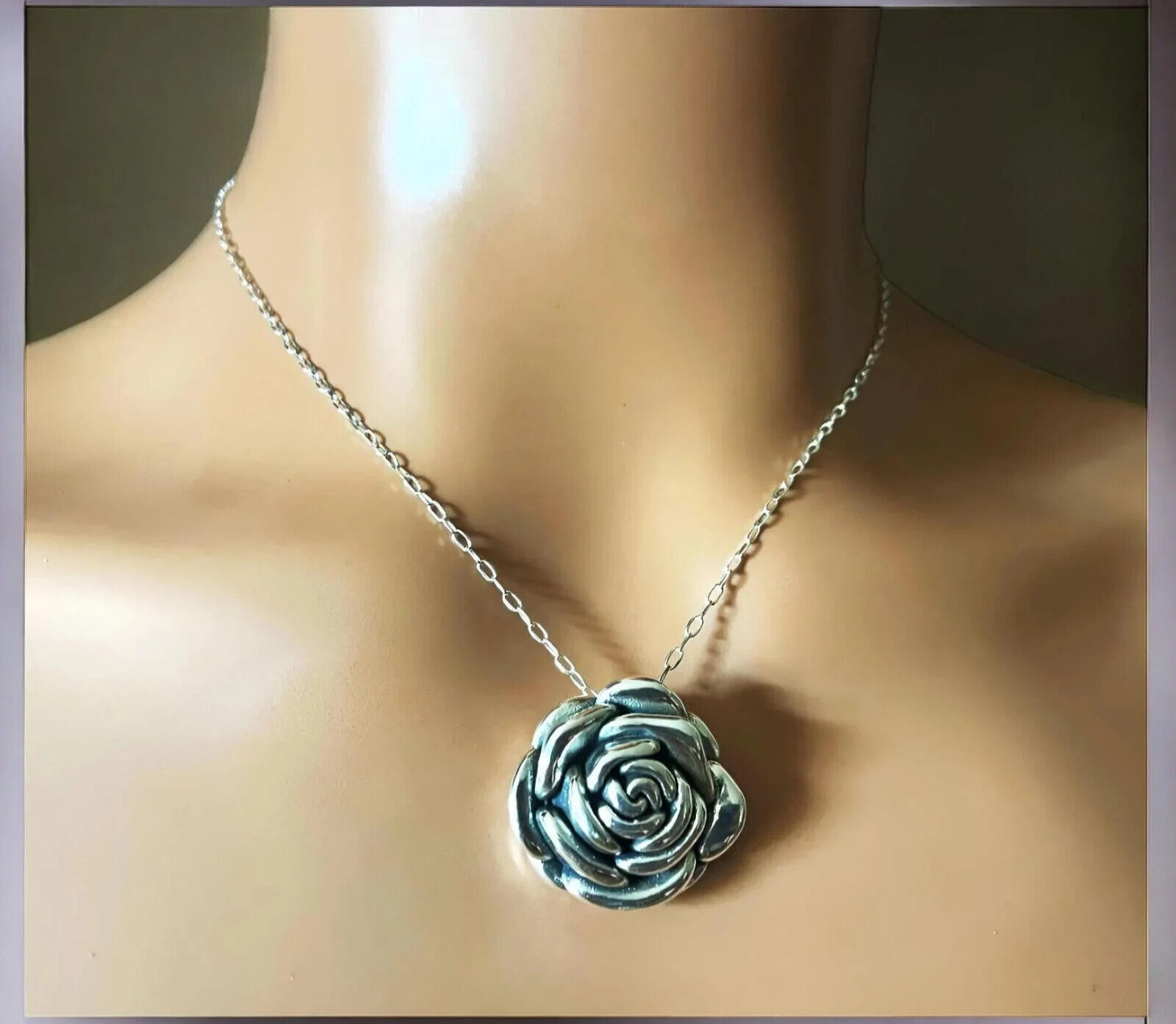 925 STERLING SILVER ROSE PENDANT LIGHTWEIGHT, CHAIN SOLD SEPARATELY 1204