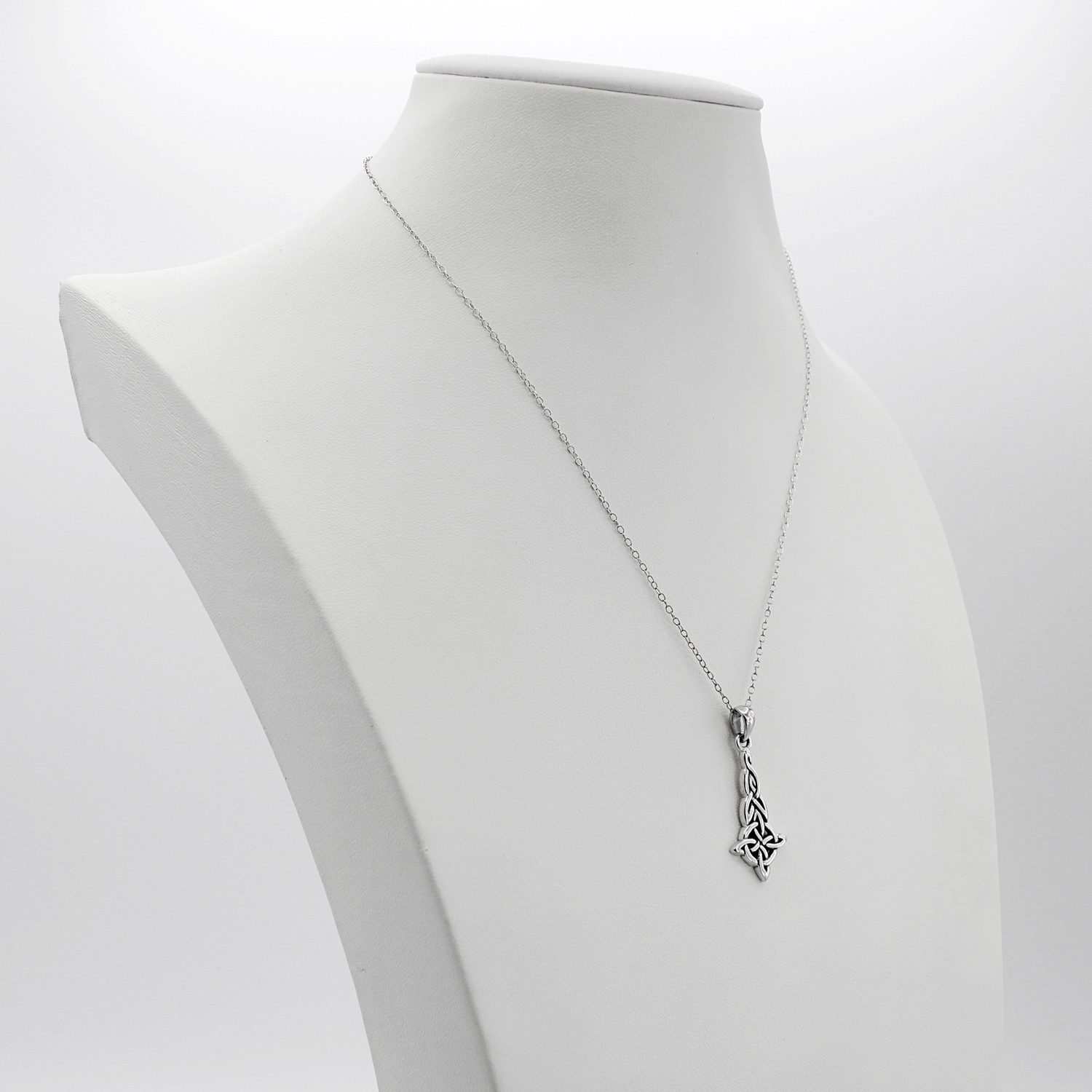 Sterling Silver Celtic Quaternary Witches Knot Pendant – Symbol of Protection