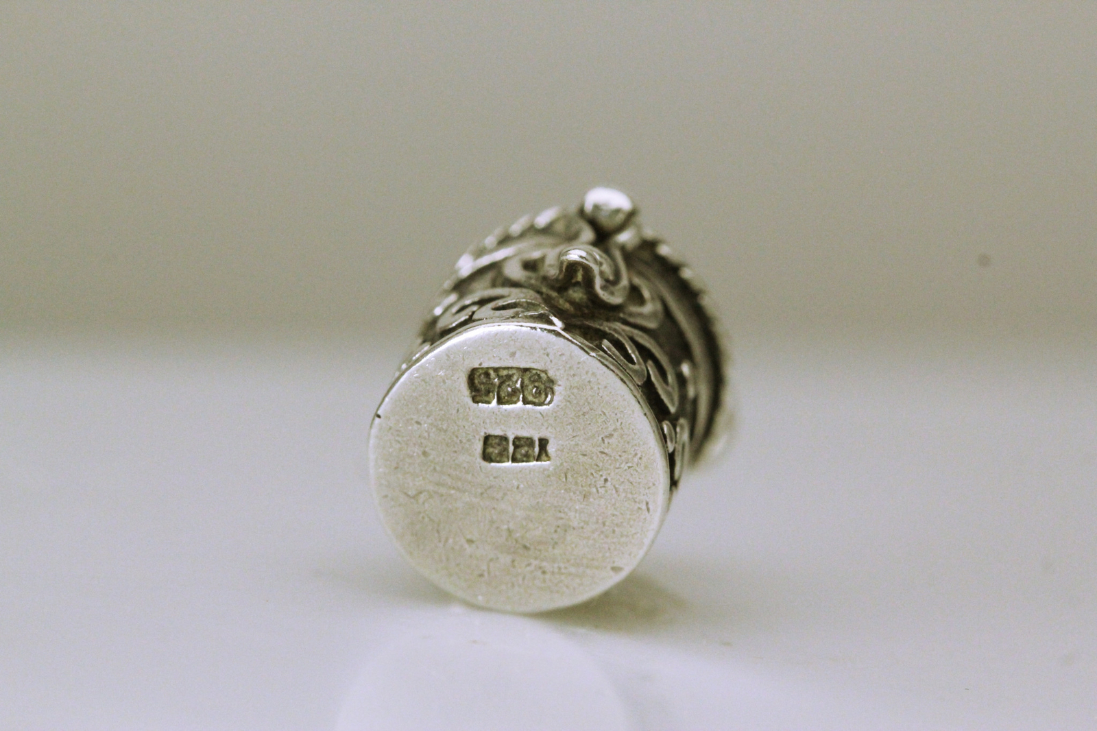925 Sterling Silver Ornate Box Pendant 4.1 Grams (PEN8005)