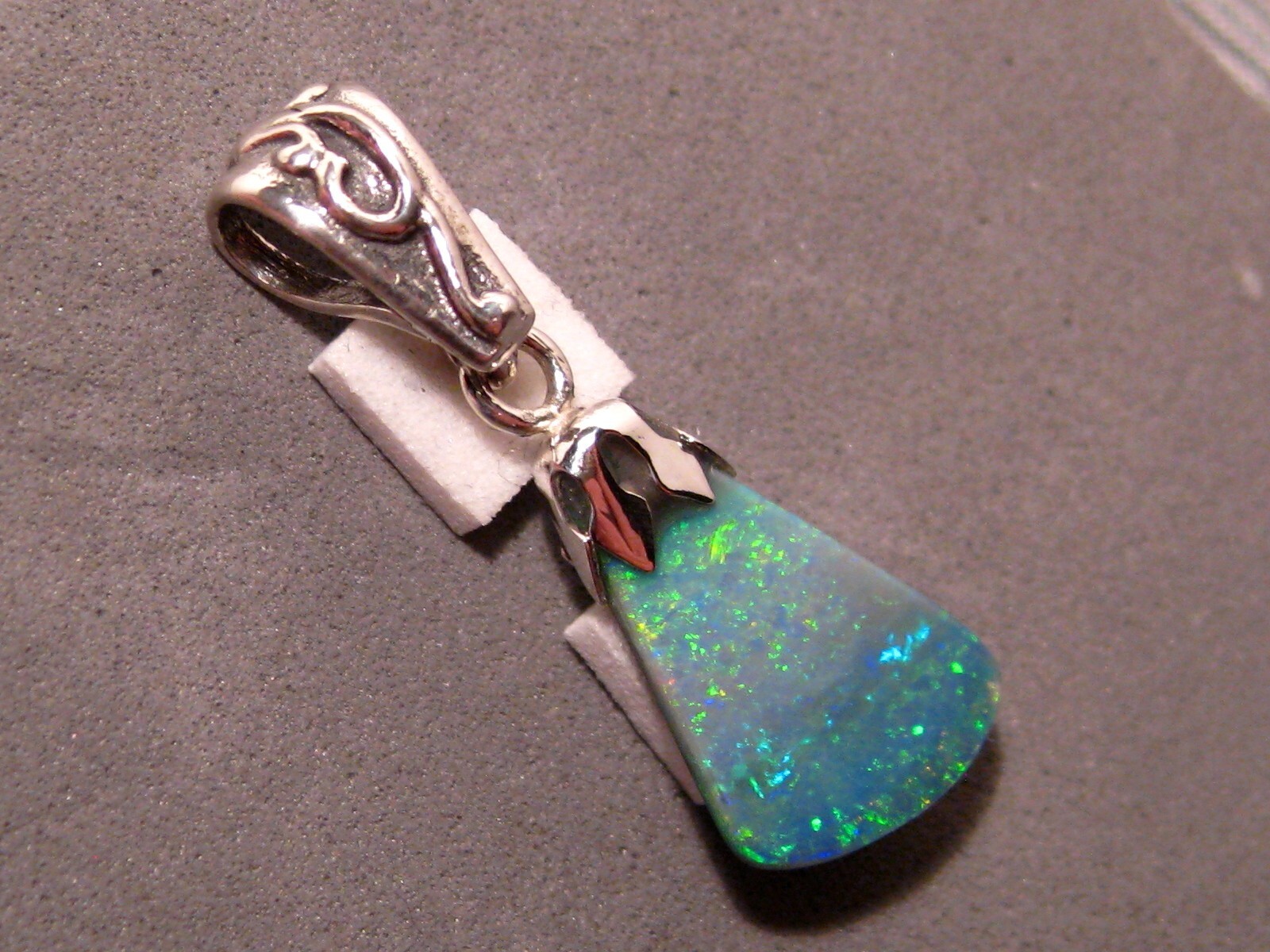 Green Opal Pendant – Solid Australian Opal – Sterling Silver , Sparkle Effect
