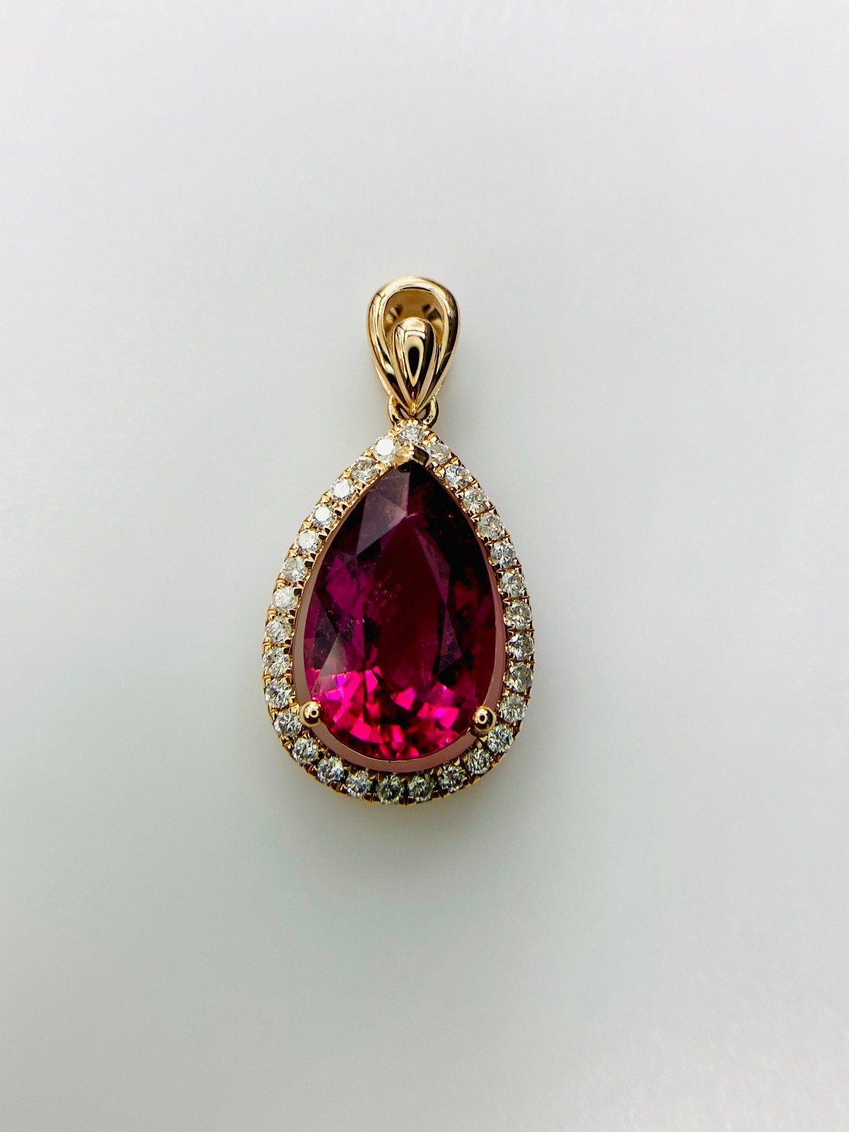14K Yellow Gold IGI Certified Rubellite & Diamond Pendent Natural Gemstone
