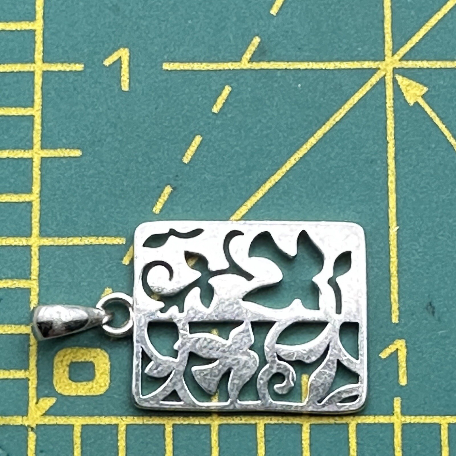 Flying Birds Rectangular Pendant 925 Sterling Silver Cut Out Open Work Leaves