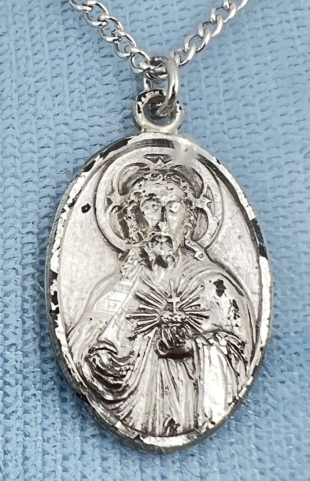 Vge Sterling Rhodium Finish 2 Sacred Heart Of Jesus 2 Signed Metal Necklace ￼