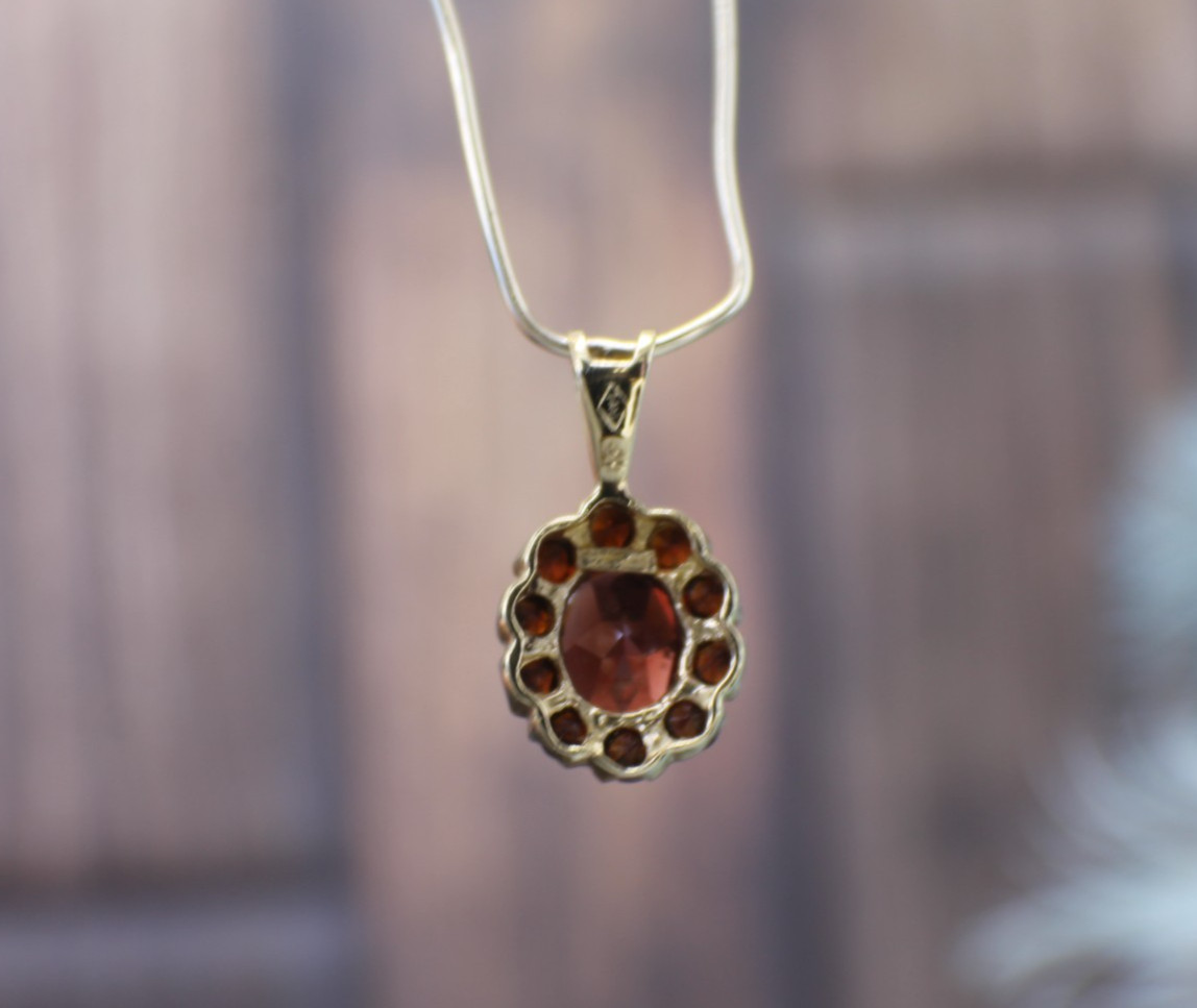 Solid 14K Yellow Gold Oval cut Red Garnet Cluster January Birthstone Pendant