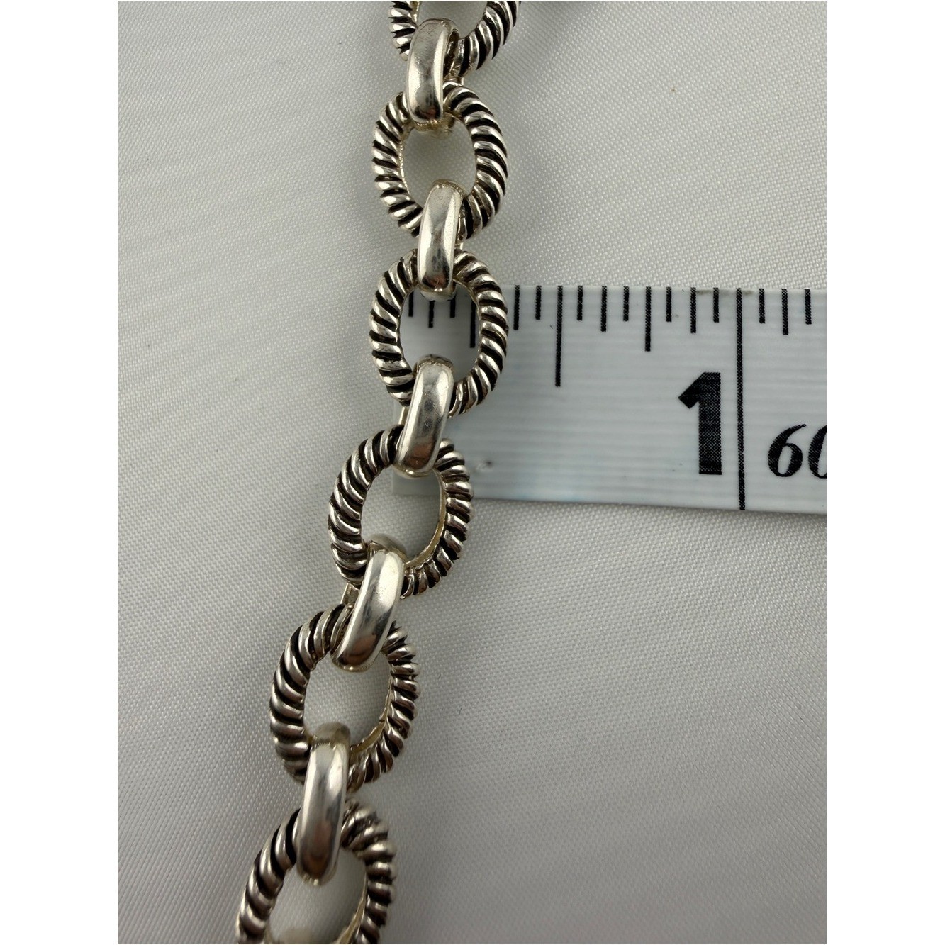 Sterling Sliver 925 Heavy Oval Twisted and Polished Toggle Link Necklace. #J0042