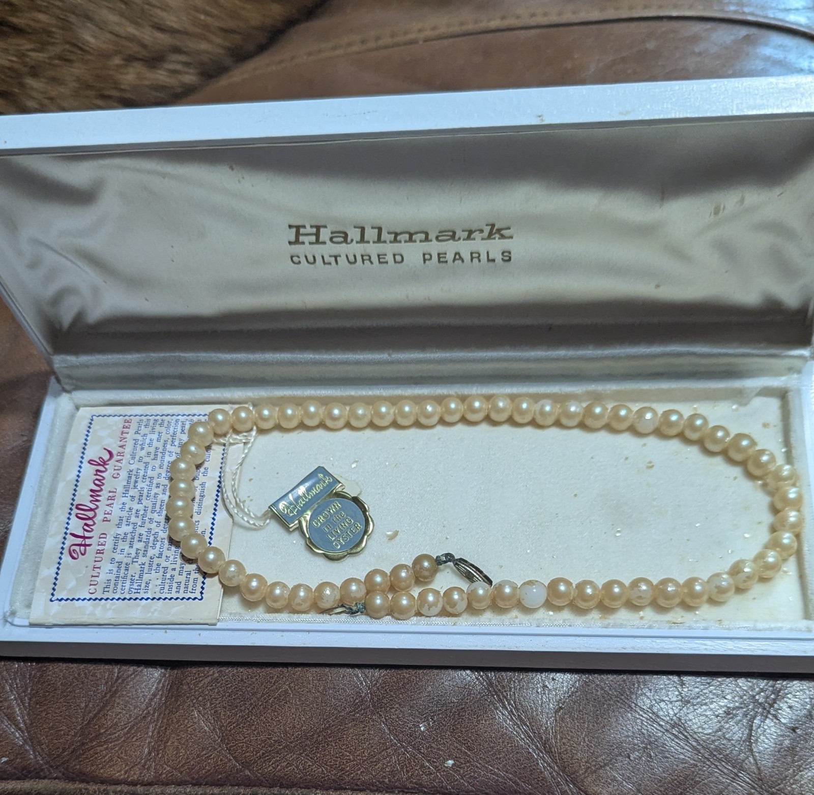 NEW Original Box Hallmark Cultured Pearls 16.5″ Strand With Paperwork
