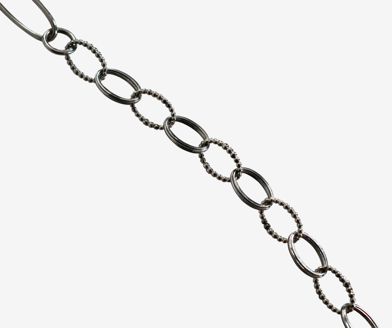 $900 New LAGOS Signature Caviar Sterling Silver Oval Link 34 inches Necklace