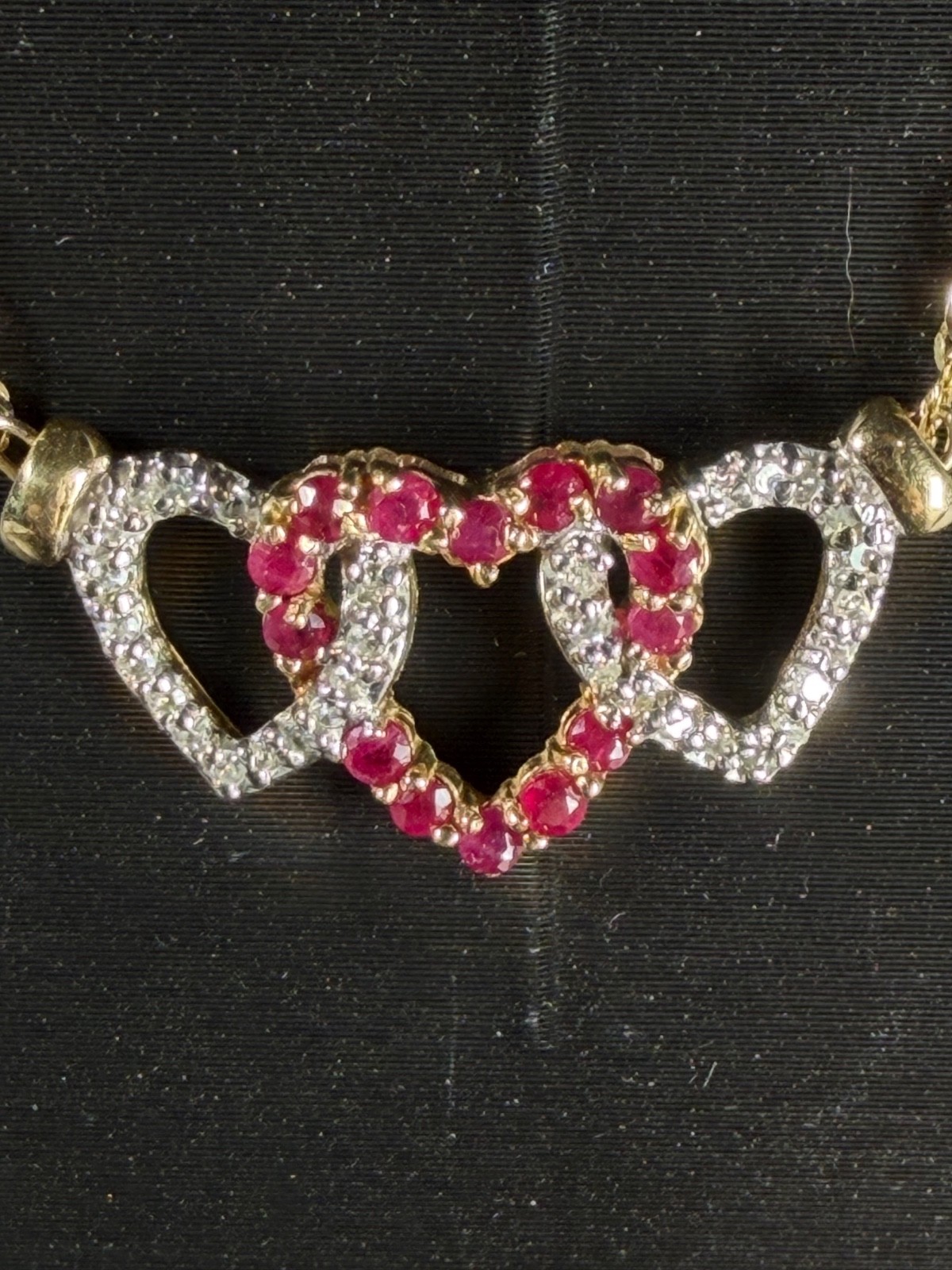 Vintage 14K Solid Gold Interlocking Triple Hearts Necklace Rubies Diamonds 17″