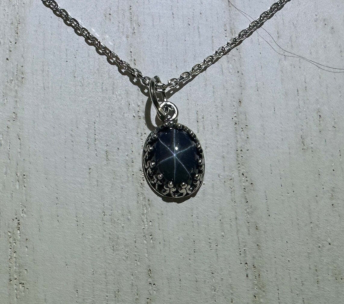 Deep Blue Star Sapphire Pendant (2/3 ctw) w/20″ Sterling Silver Chain