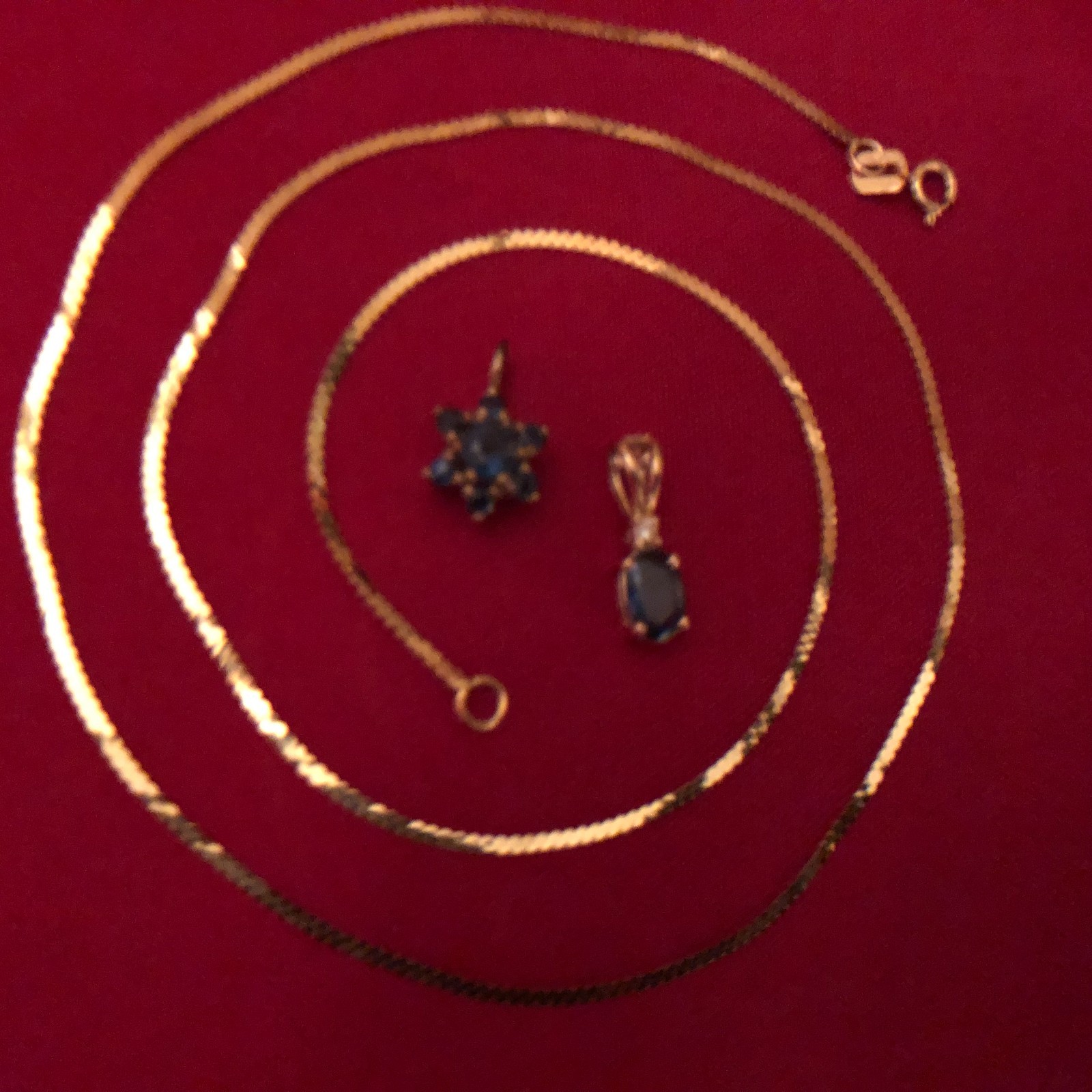 Italy 14K Yellow Gold Necklace 15.75″ 1.23 G + 2 Sapphire Pendants 2.3 G TOTAL