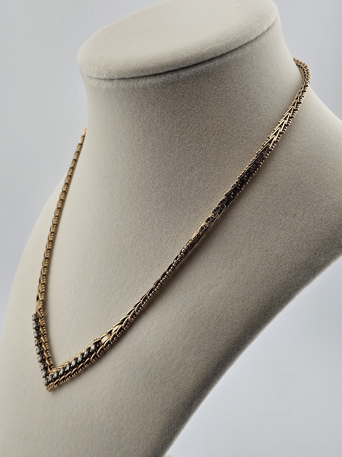 VINTACE 14KT Y/G 14KT DIAMOND V NECKLACE W 17 3PT DIAMONDS 16″ – 24 GRAMS