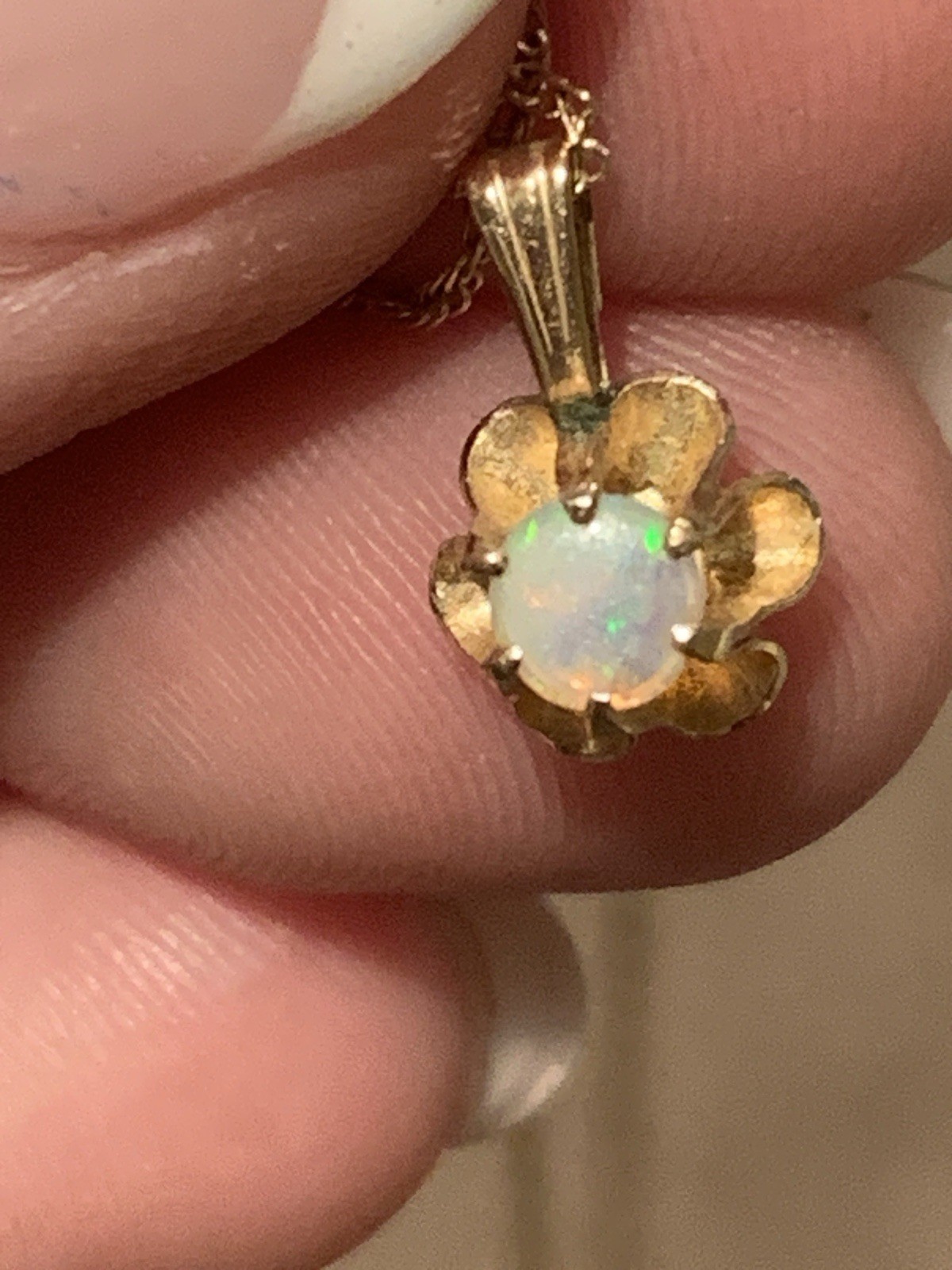 Vintage 14k Solid Yellow Gold Opal Pendant Chain 17″ Necklace 2 Grams Scrap Wear