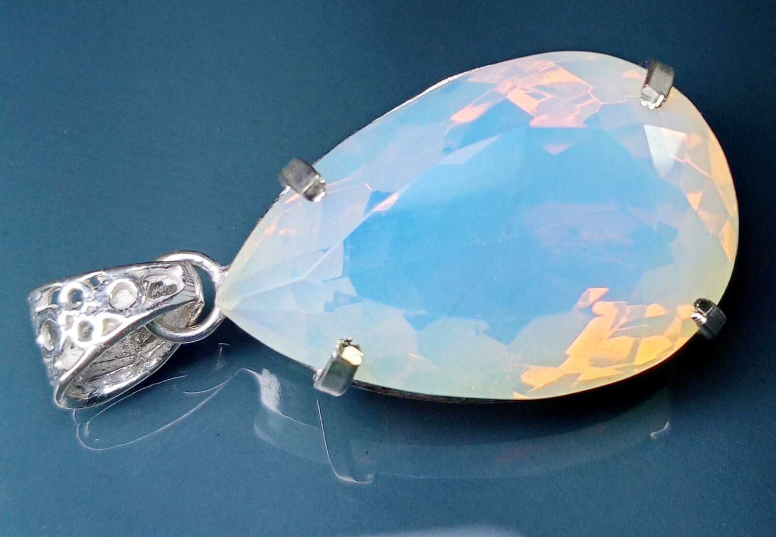 Pendant Locket Fire Opal Pear Cut 75-76 Ct Natural Gemstone EGL Certified