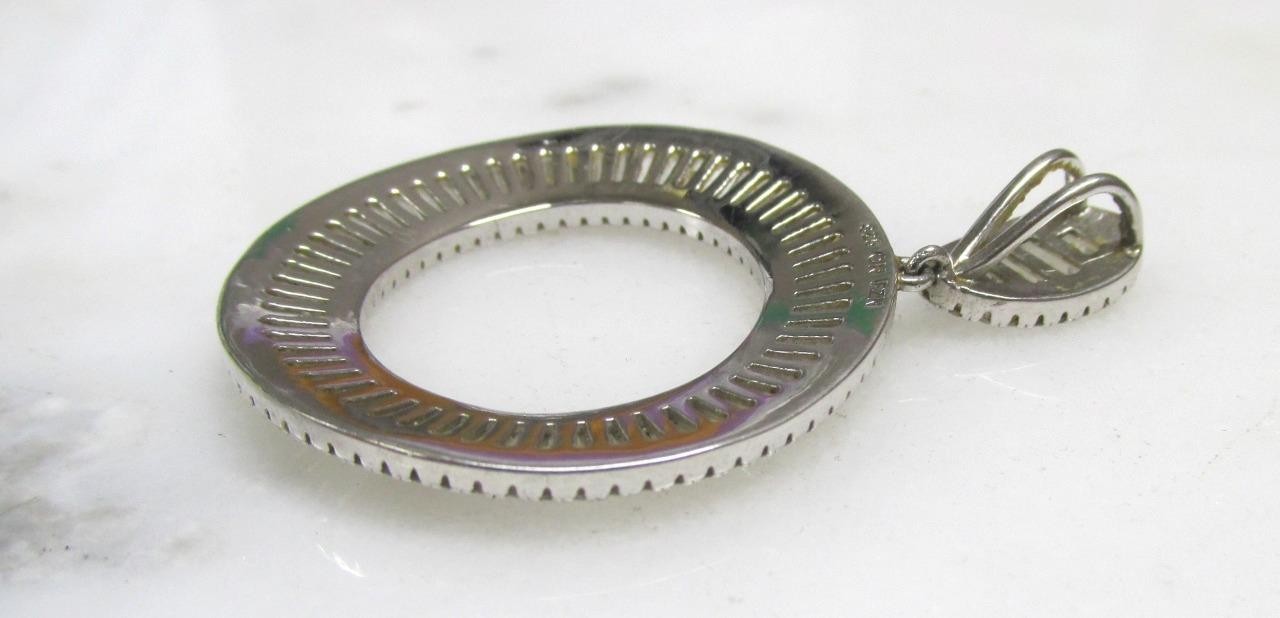 Sterling Silver Round Dangle Pendant w/ Unknown Clear Stones ~ 8g ~ 12-G873