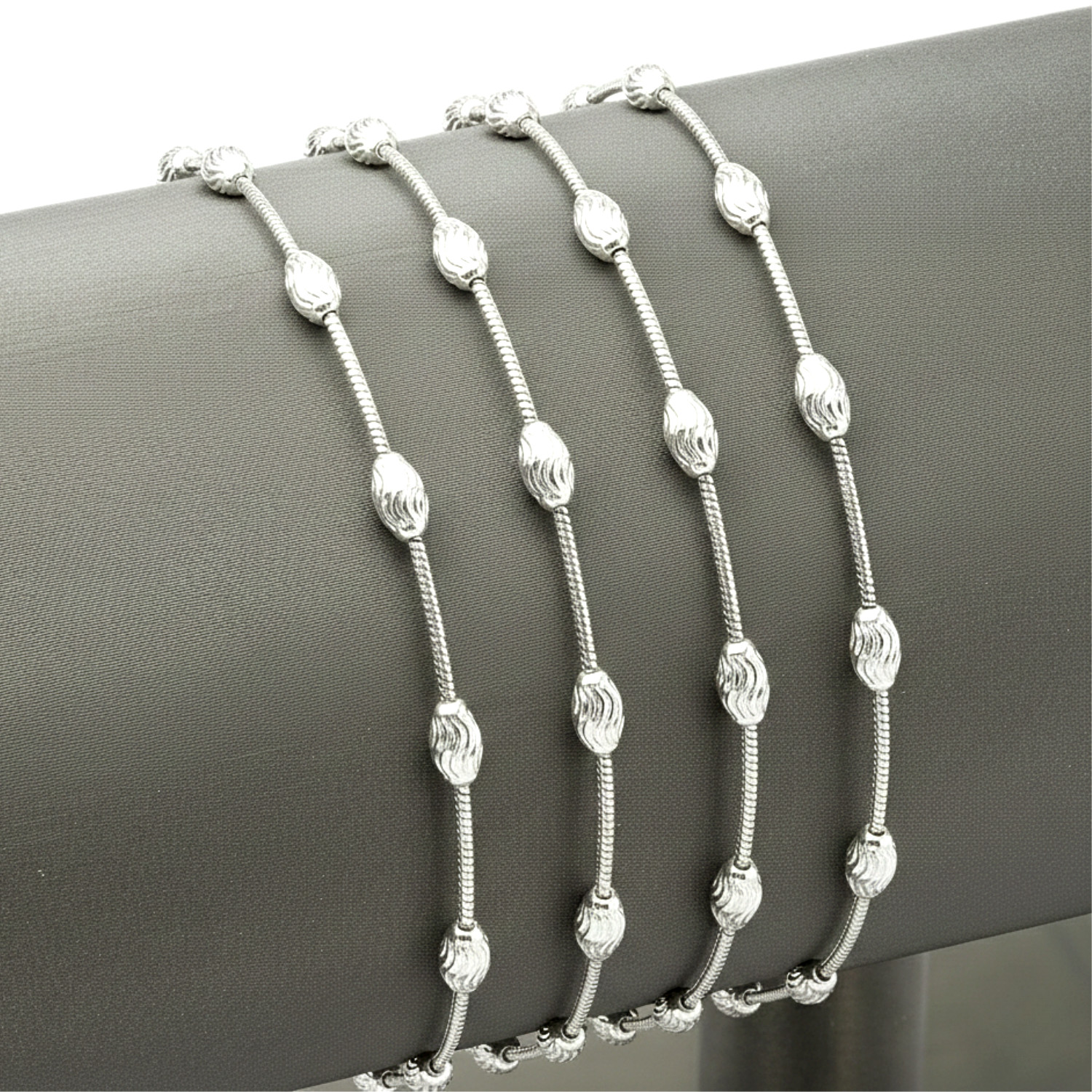Solid 925 Sterling Silver Diamond-Cut Oval-Shape Beaded Italian Necklace 16″-20″