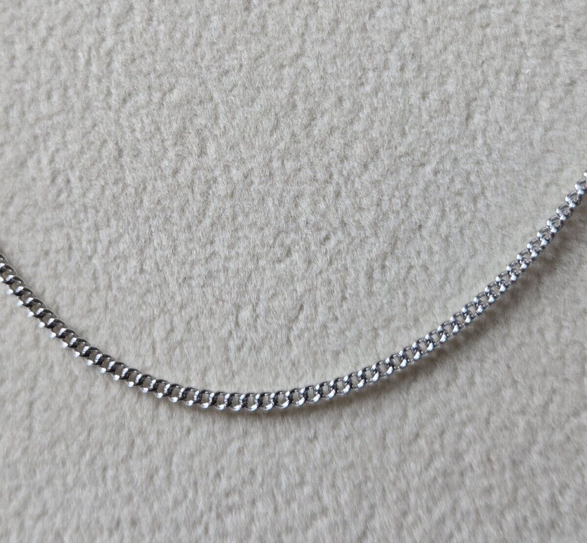 925 Sterling Silver Micro Curb Link Chain, 1.1mm Wide 20″, 1.8 Gr. Lobster Clasp