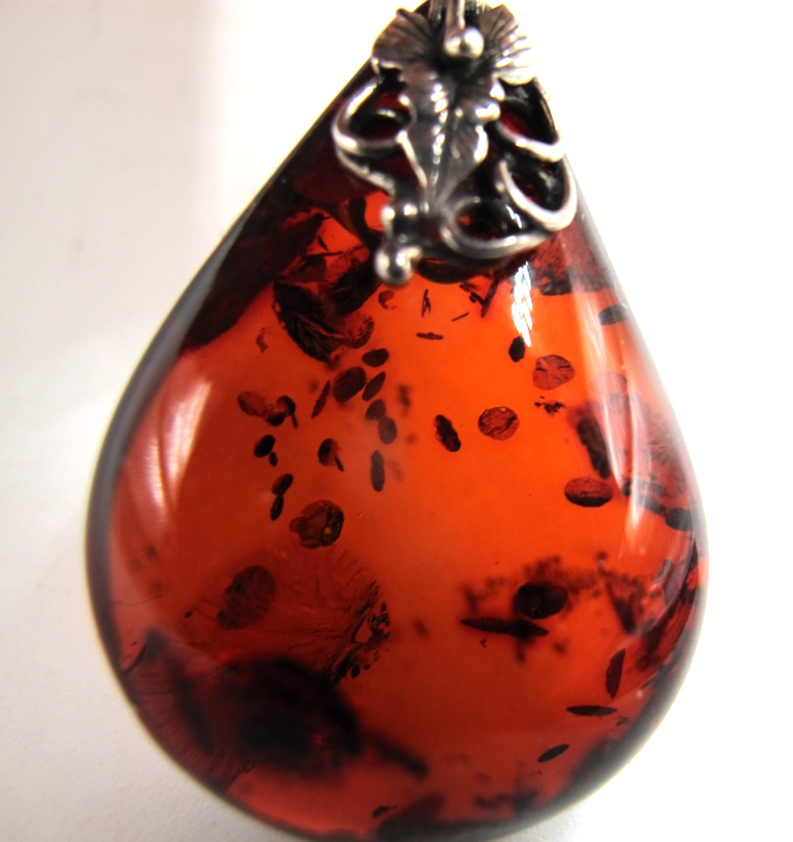 SILVER, PRESUMED STERLING, AMBER DROP PENDANT