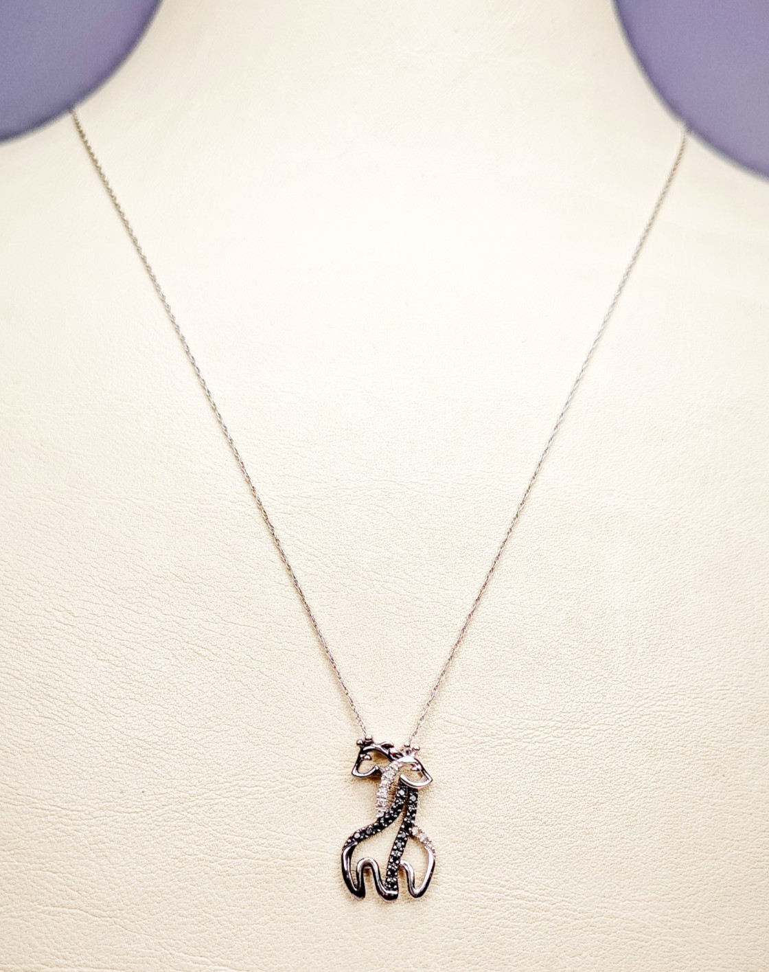 10K White Gold Black & White Diamond Giraffe Necklace Pendant 19″ AV Andin Zales