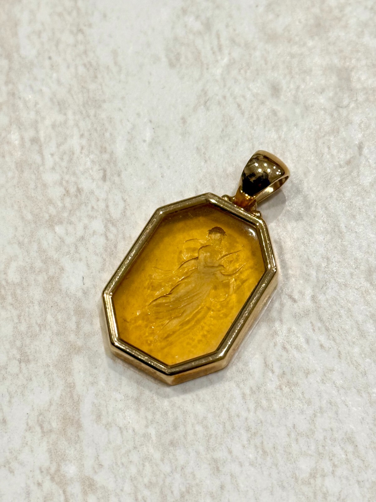 VTG 14K Yellow Gold Pendant Stained Glass Angel Carved Venetian Goddess Topaz