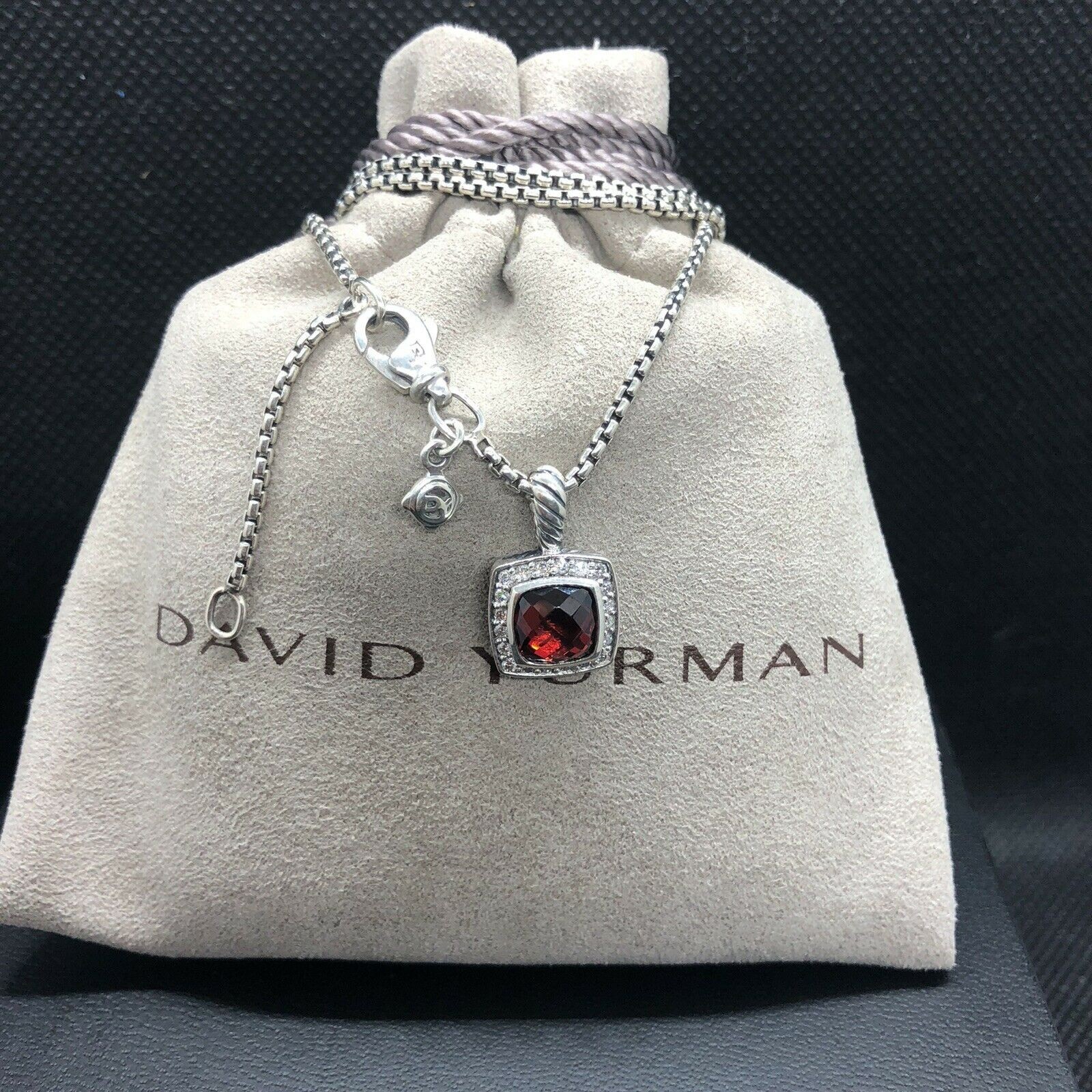 David Yurman Petite Albion Pendant Necklace with Garnet and Diamonds 16 – 17″
