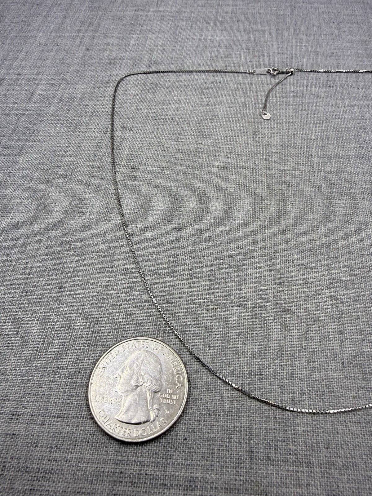 Platinum 850 Adjustable Bolo Clasp 0.6mm Box Chain Necklace 17.5″ (2.1 Grams)