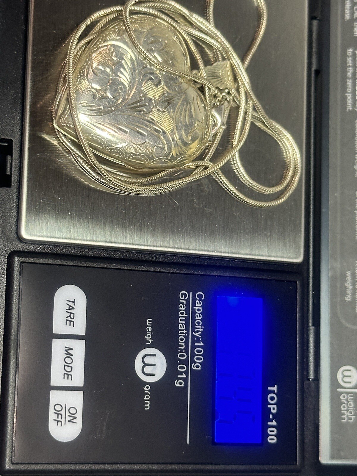 Sterling Silver 24” Snake Chain With Engraved Swirl Pattern Heart Locket 17.44g