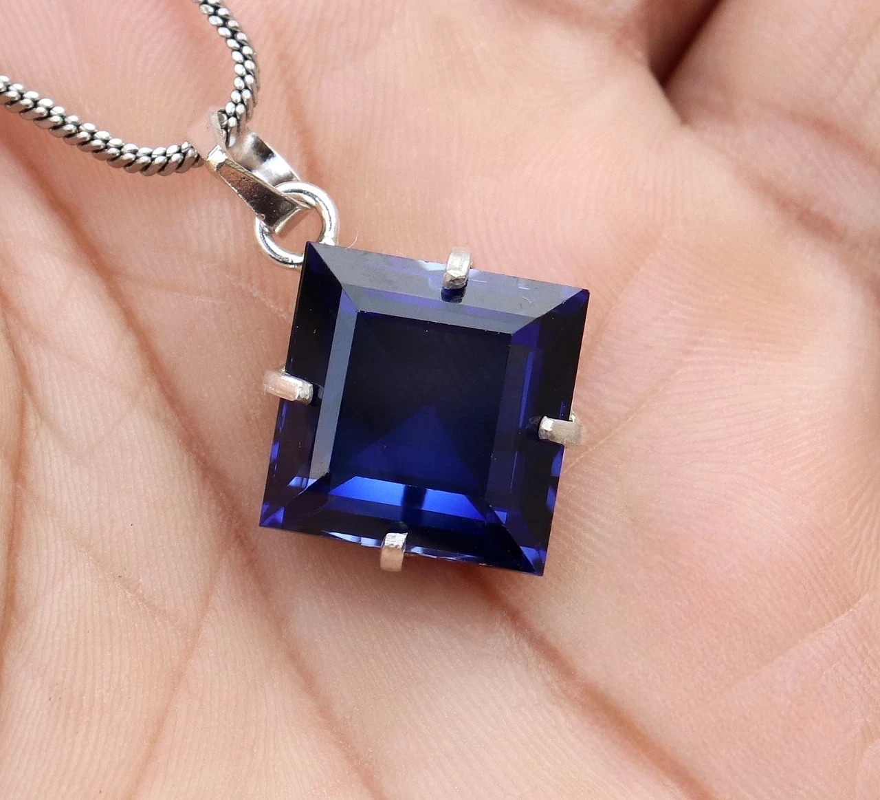 Natural Blue Sapphire 24 Ct Princess Cut 925 Solid Silver Pendant Gemstone+Gift