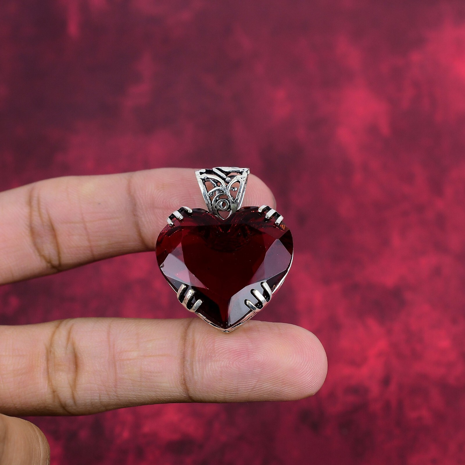 Red Garnet Gemstone Handmade 925 Sterling Silver Amazing Pendant Jewelry