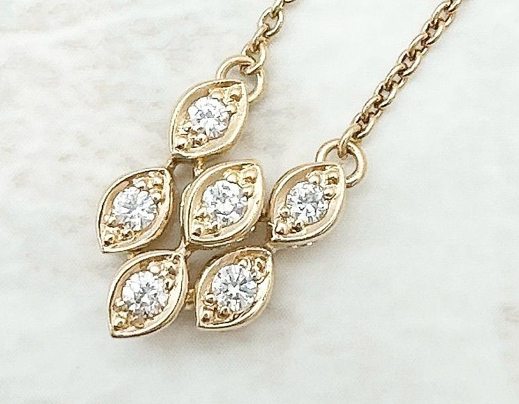 Christian Dior Diamond 0.69ct Floral Cluster 18k Yellow Gold Pendant Necklace