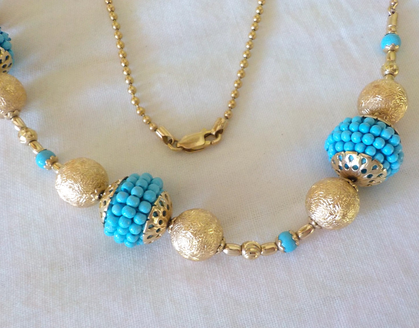 Solid 14K Yellow Gold Beaded Turquoise Diamond Cut Necklace – 18.3 gms, 20.5 in
