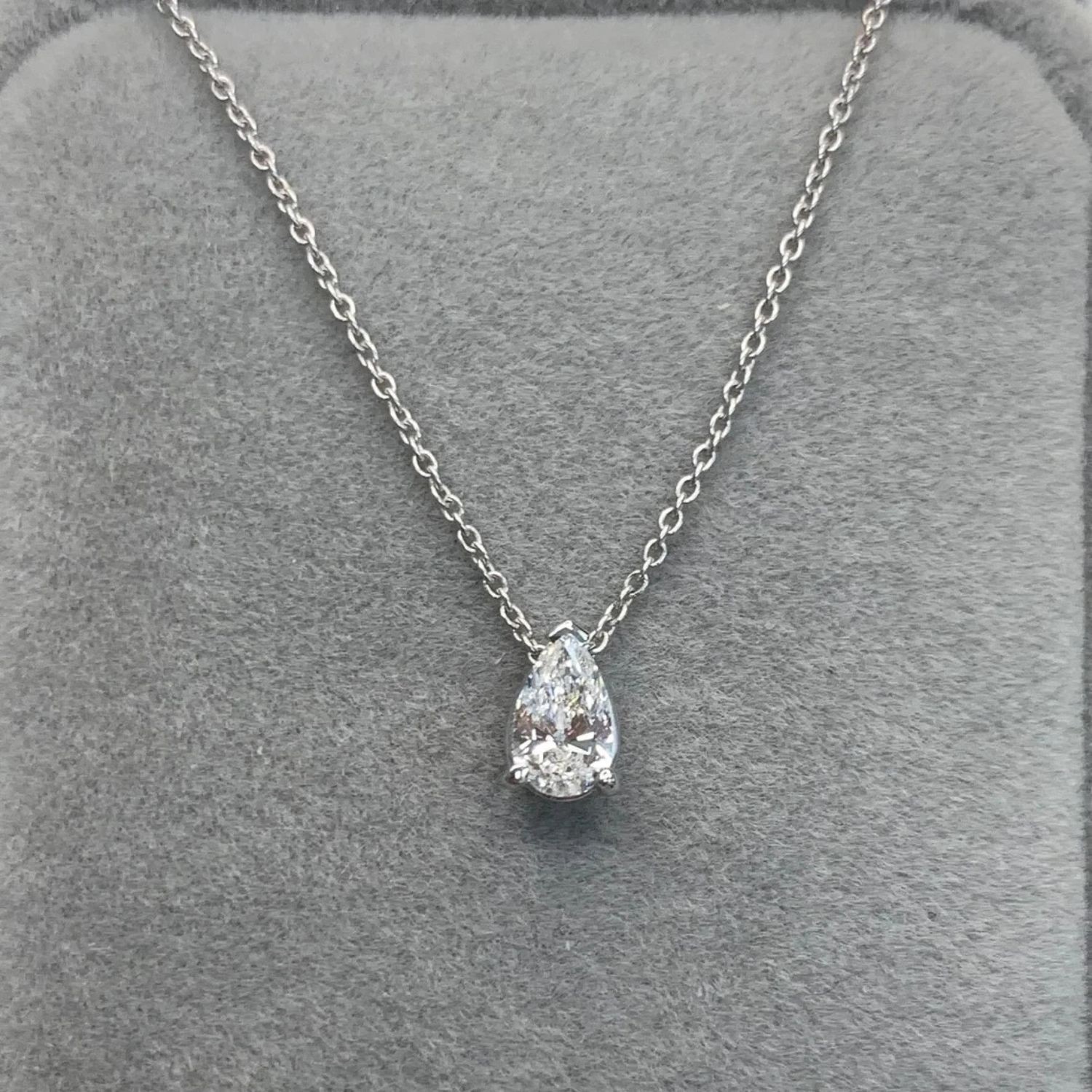 1.00 Ct Cut Pear Lab Grown Diamond Solitaire Pendant Chain For Women 925 Silver