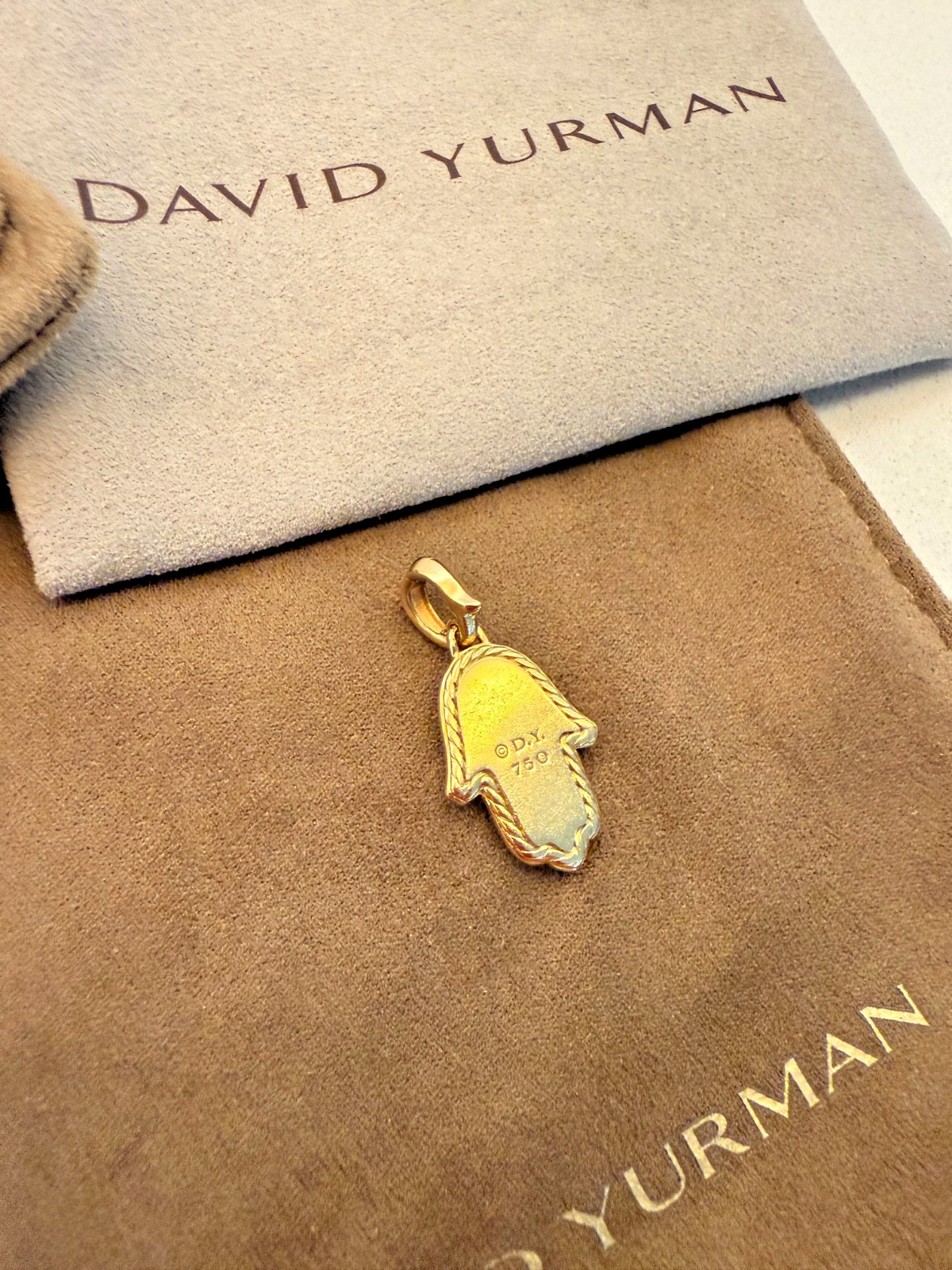 $2600 DAVID YURMAN HAMSA AMULET PENDANT 18K GOLD PAVE DIAMONDS & SAPPHIRE
