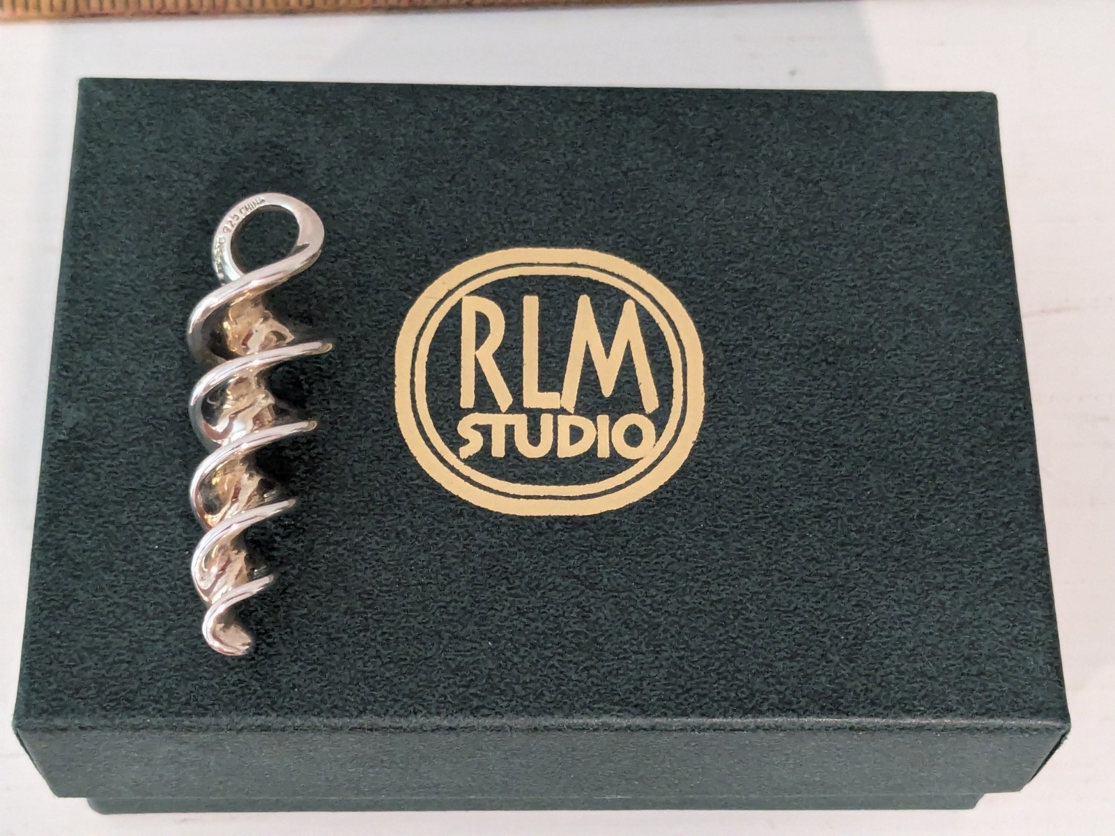 RLM Studio Sterling Silver Circle Disc Corkscrew Pendant 925