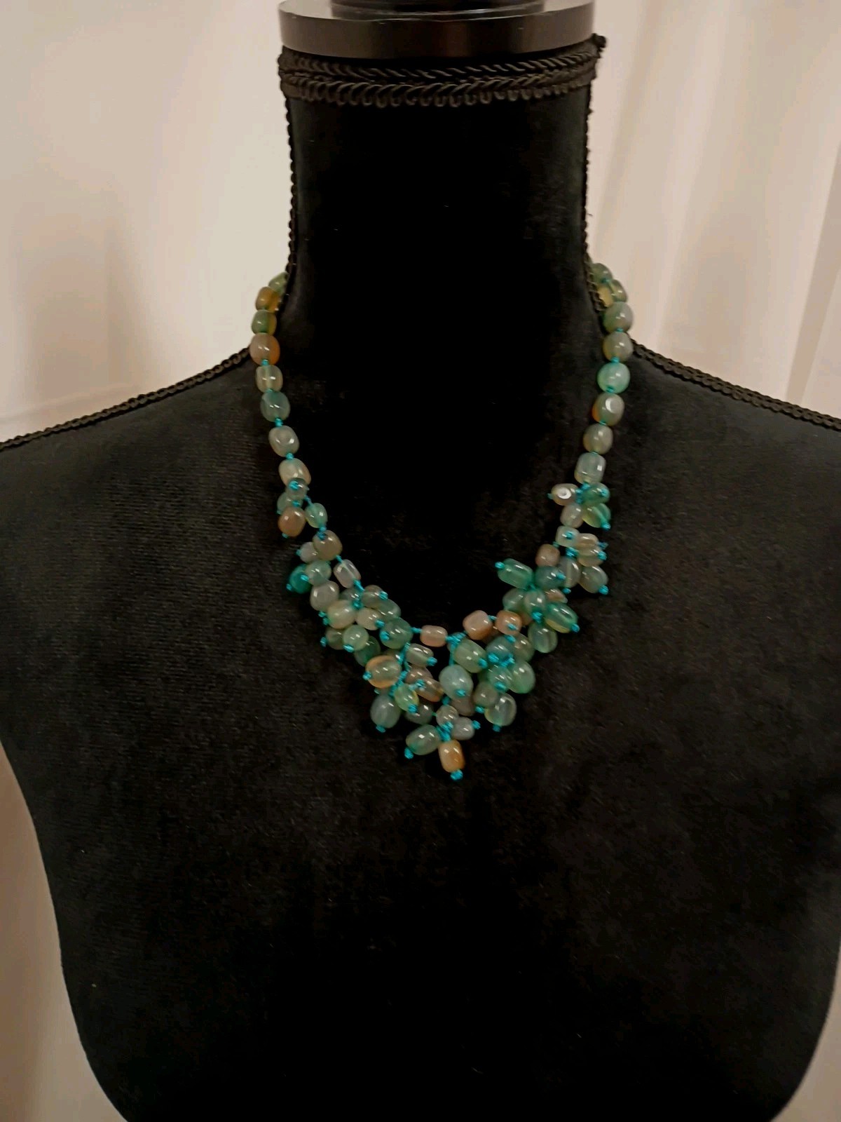 Gorgeous!! QVC Silver 925 Necklace Ail Teal Gemstone Individually Knotted 18-20″