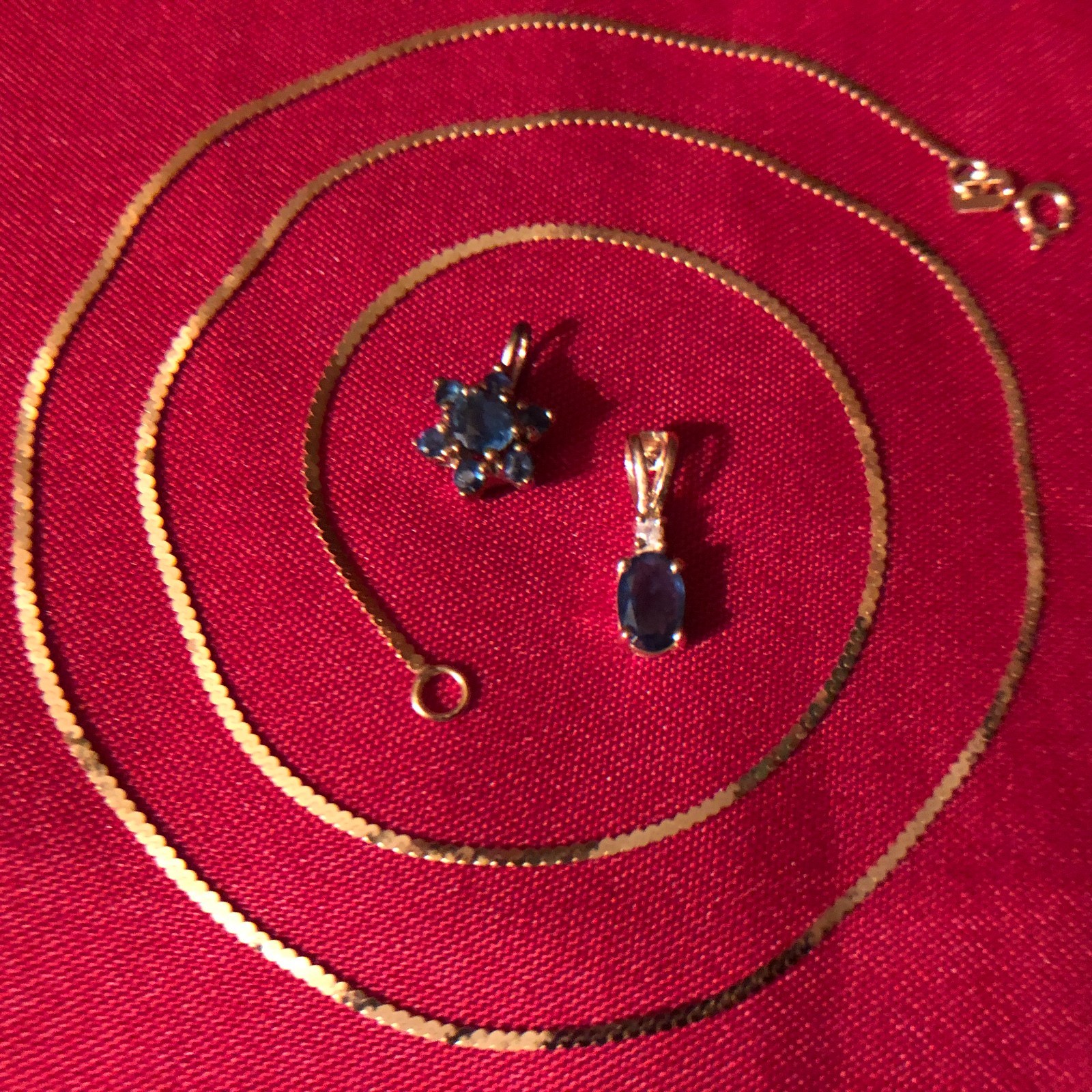 Italy 14K Yellow Gold Necklace 15.75″ 1.23 G + 2 Sapphire Pendants 2.3 G TOTAL