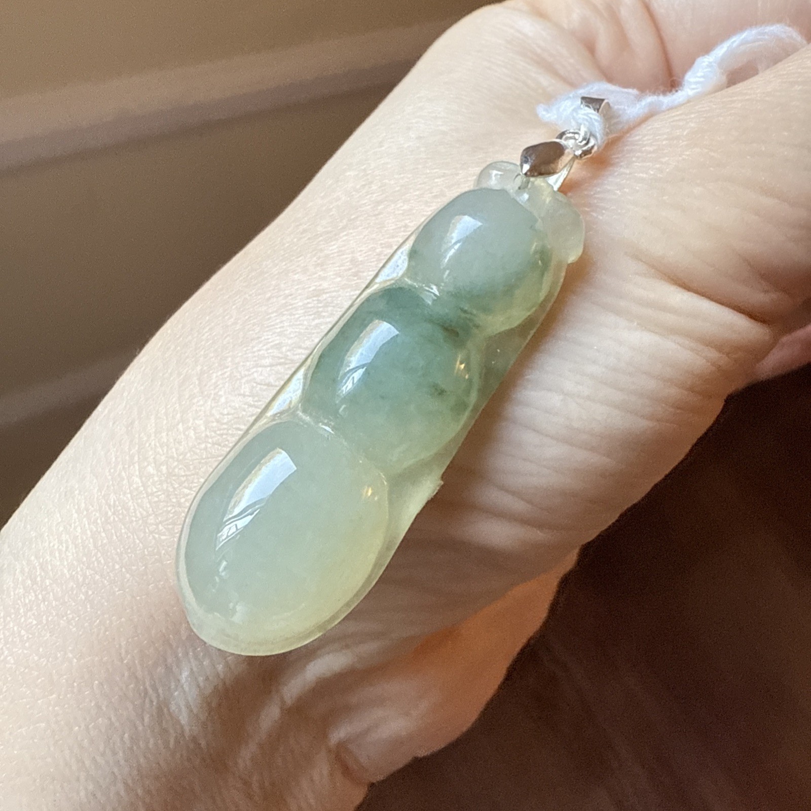 純天然翡翠A貨 untreated Myanmar Burma Grade A Jadeite 老坑冰果冻体飘花福豆 Certified 料子極好