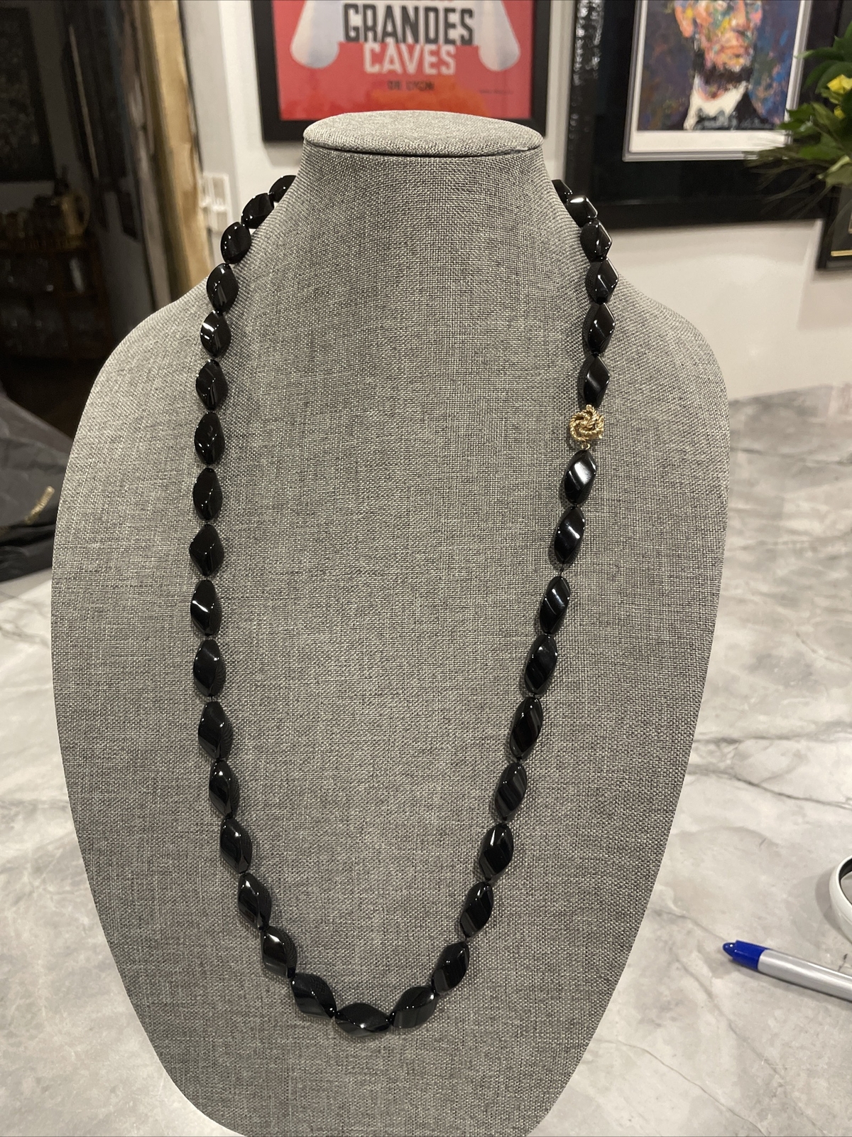 CLASSIC BLACK ONYX KNOTTED BEAD NECKLACE ~ 32 in Long 14 K YELLOW GOLD CLASP.
