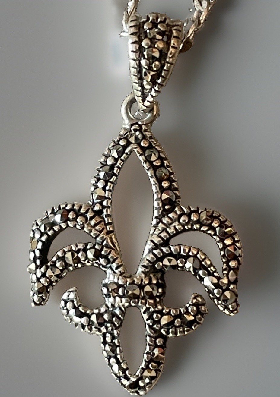 Sterling Silver Marcasite Fleur De Lis Pendant MARKED 925 w/ Silver Plated Chain