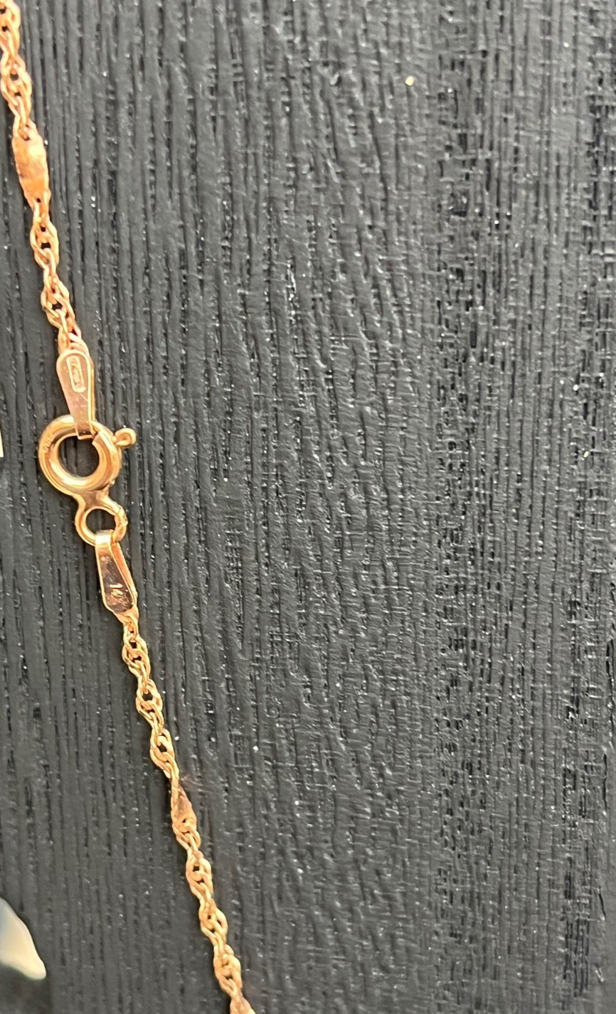 24″ 14k Rose Gold Chain 3.07GRAMS! Singapore with spiral stations Italy, Quality