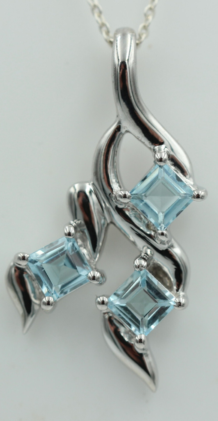 Elegant 1.2 Carat Blue Topaz Pendant 925 Silver Necklace Topaz Pendant Top