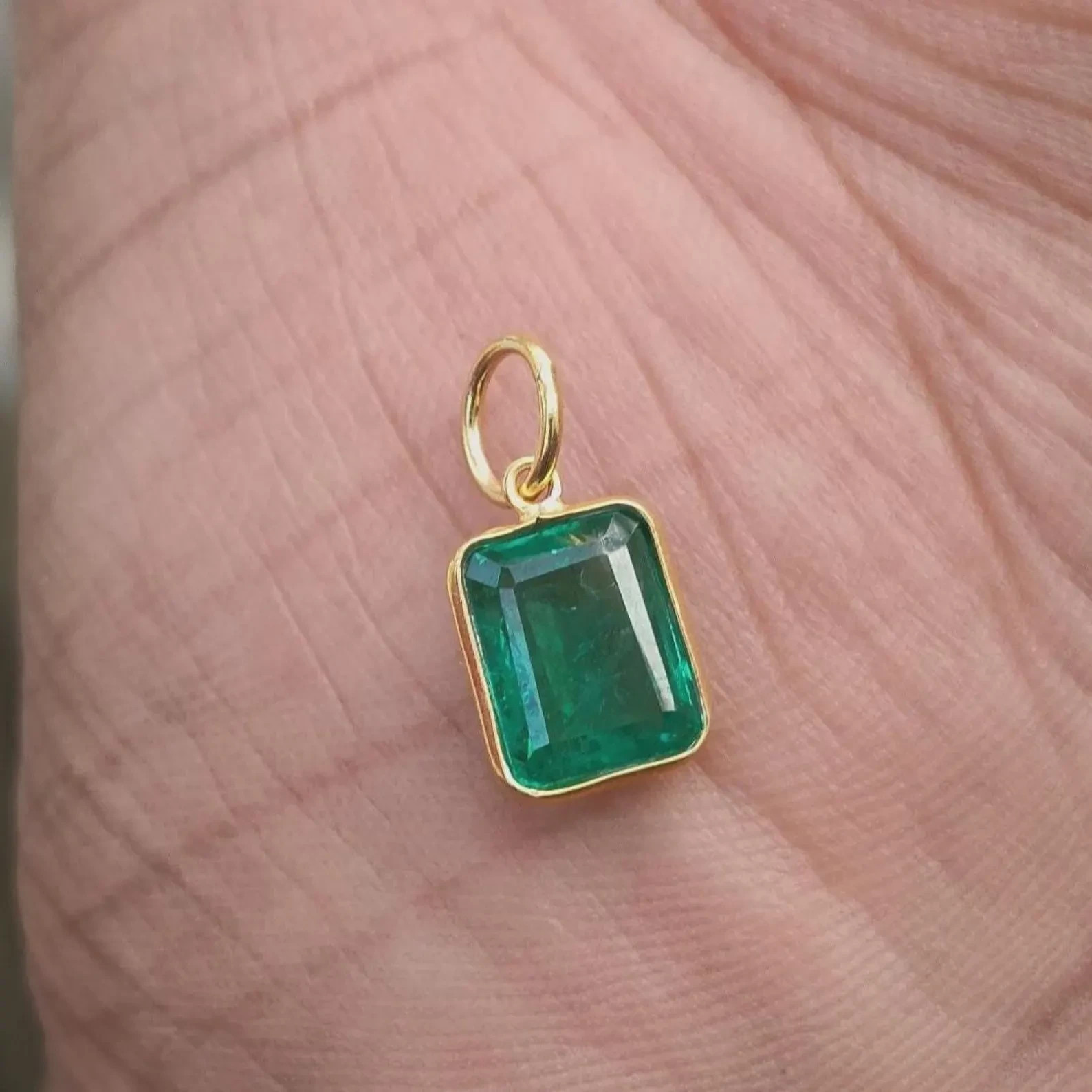 Emerald Gold Charm Pendant – 18k Solid Gold Handmade Necklace Gemstone Pendant