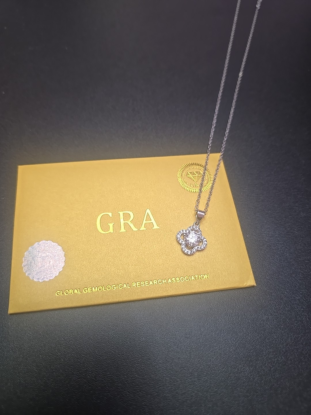 GRA 925 Sterling Silver 1ct D Color Moissanite Clover Pendant Necklace