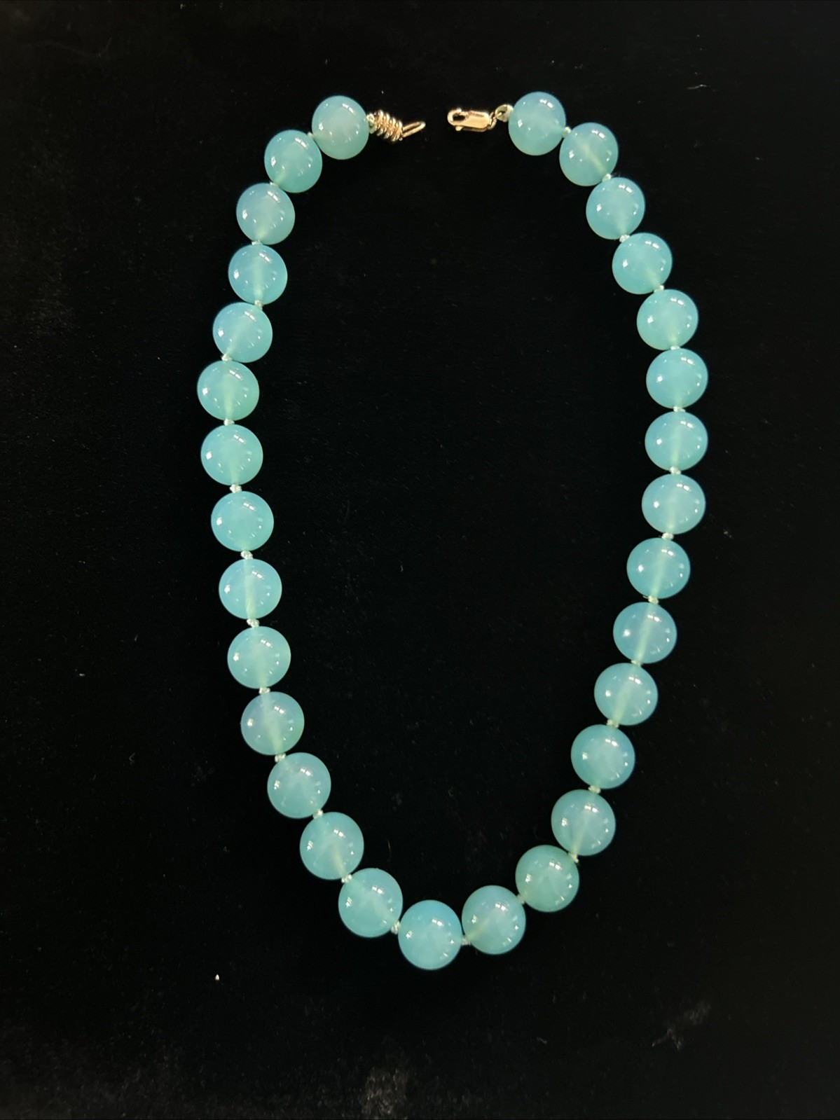 Beautiful Aqua Blue Chalcedony Beads 585 14k Clasp Necklace 19”/115 grams