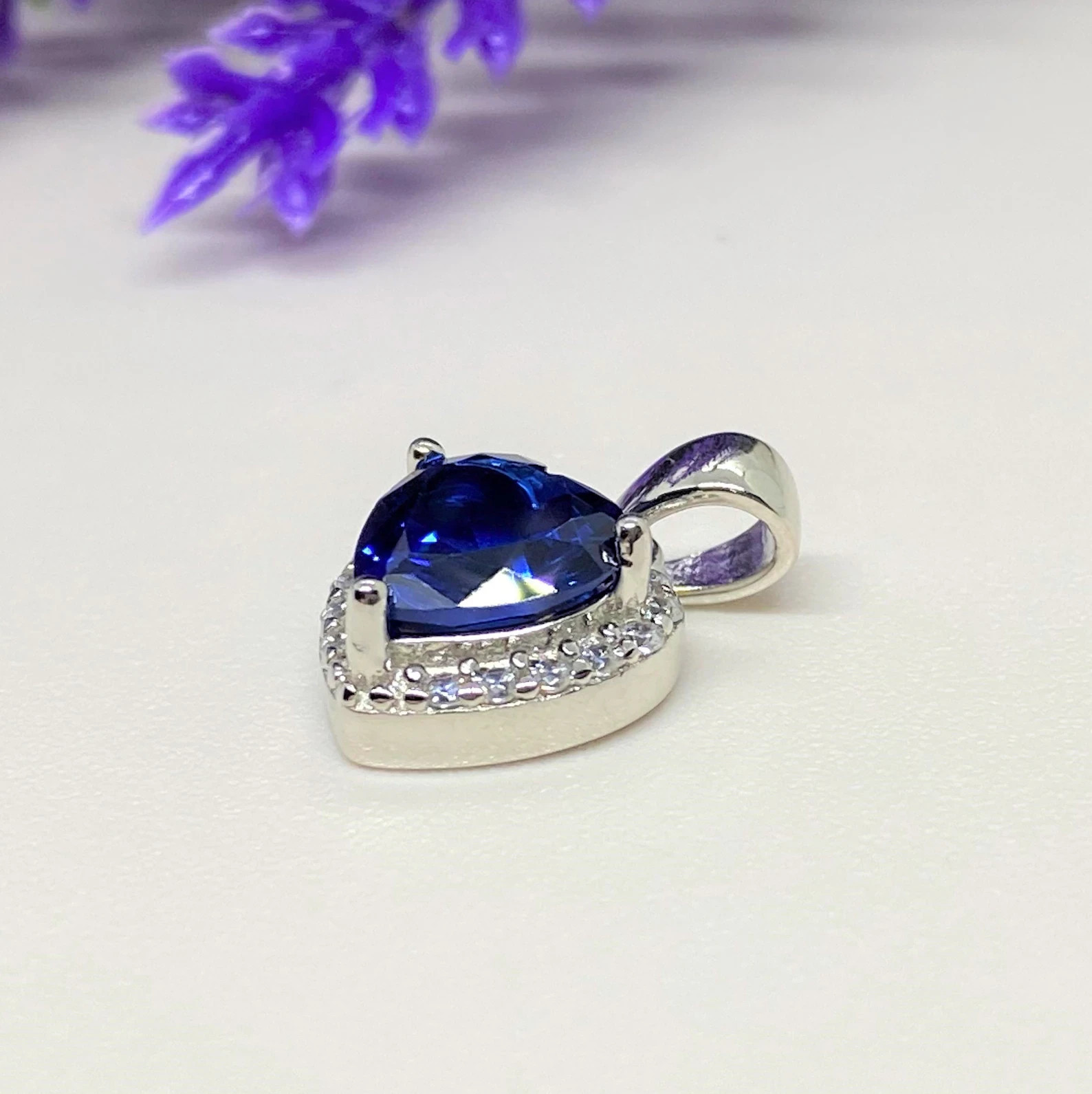 3.50 Ct Heart Cut Natural Sapphire Diamond Gorgeous Pendant 14K White Gold